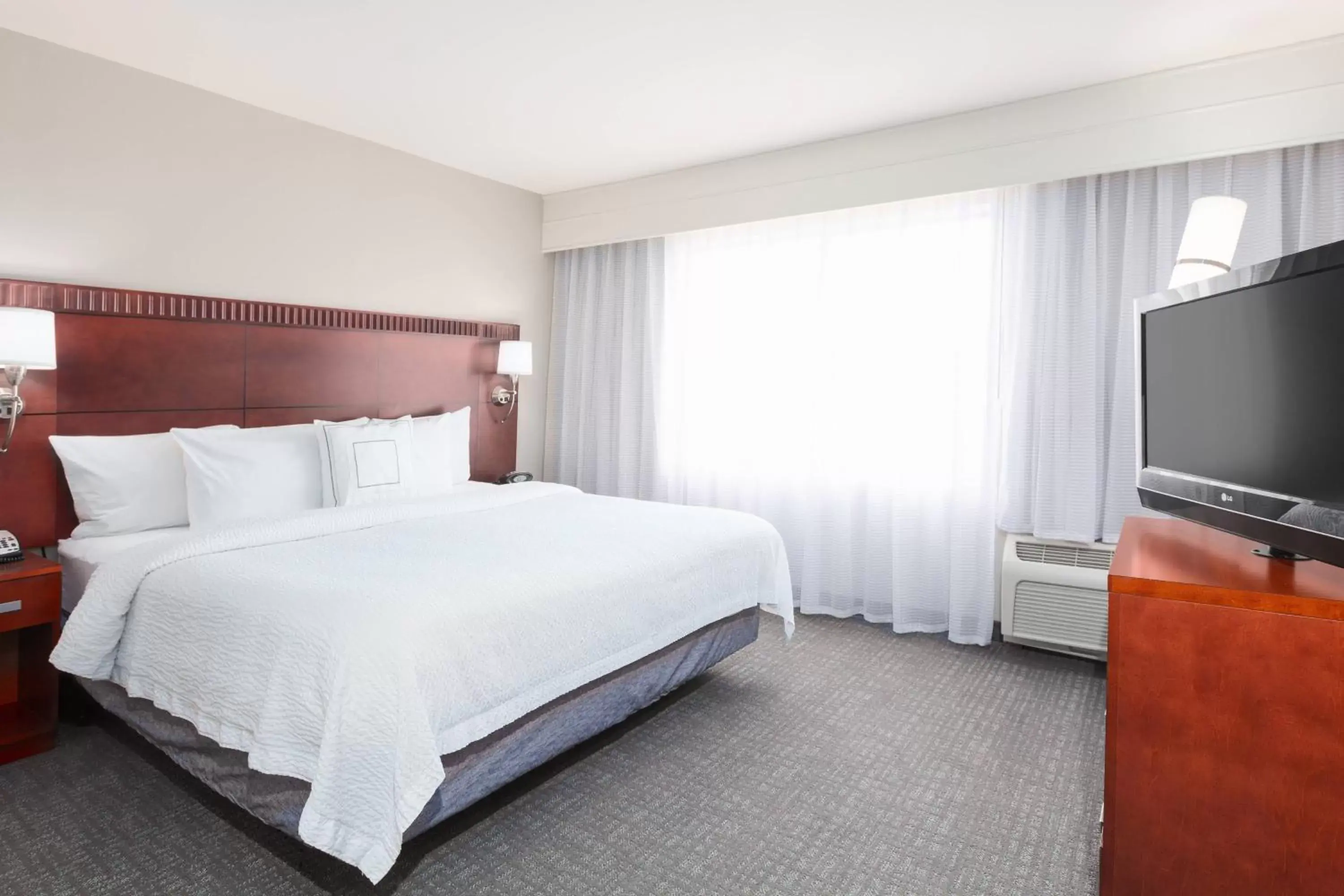 Bedroom, Bed in Courtyard by Marriott Corpus Christi