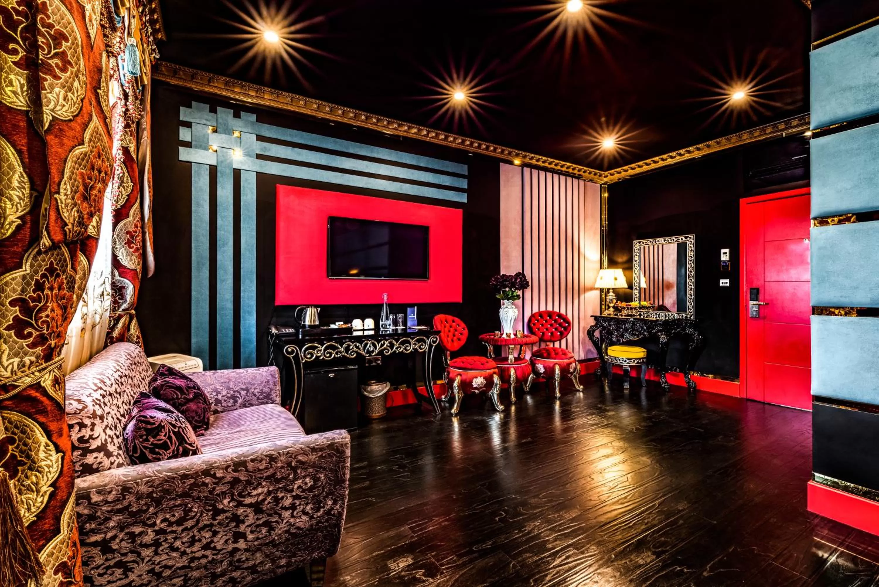 Grand Sapphire Hotel & Banqueting