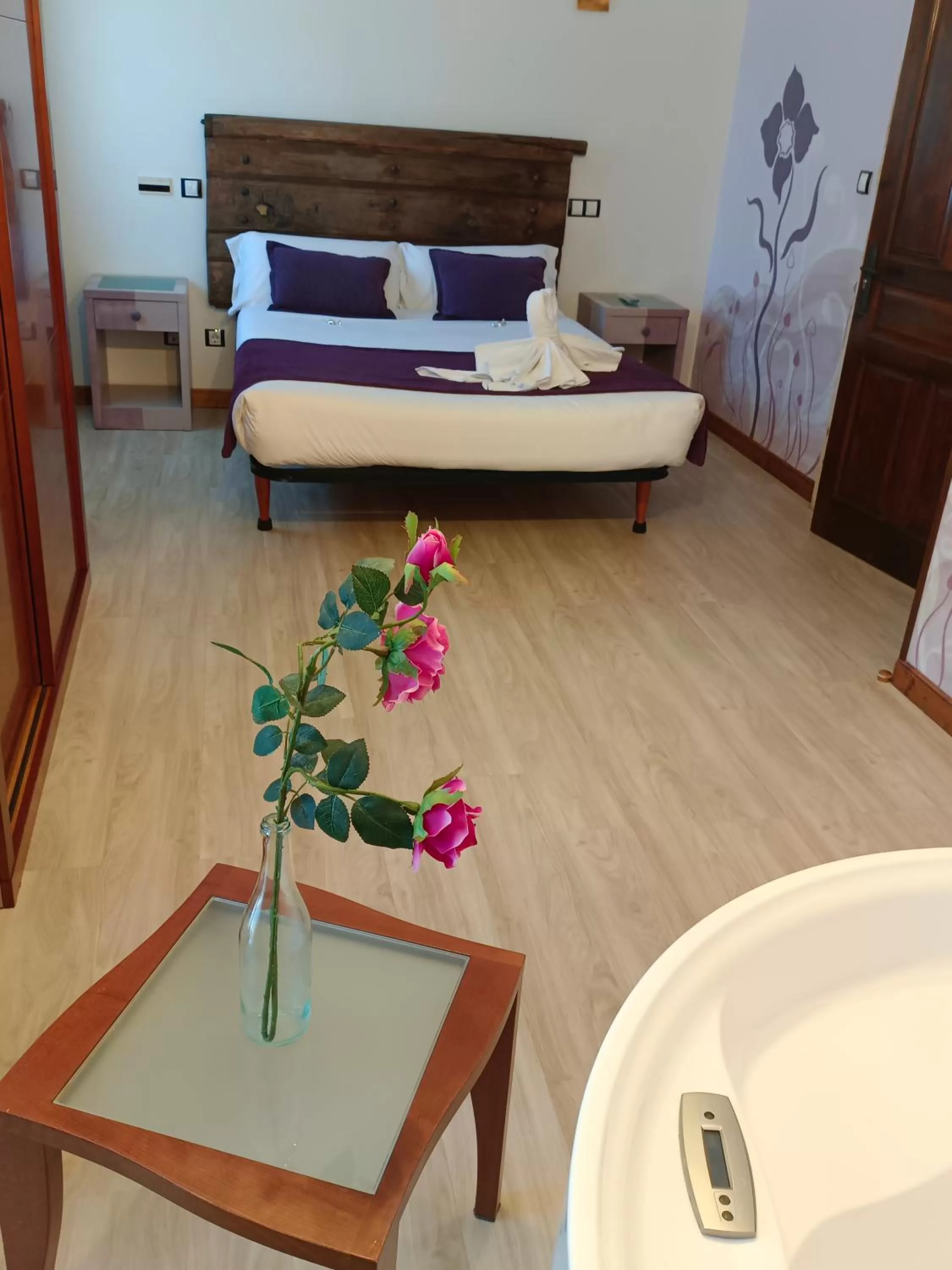 Photo of the whole room, Bed in Posada la Leyenda