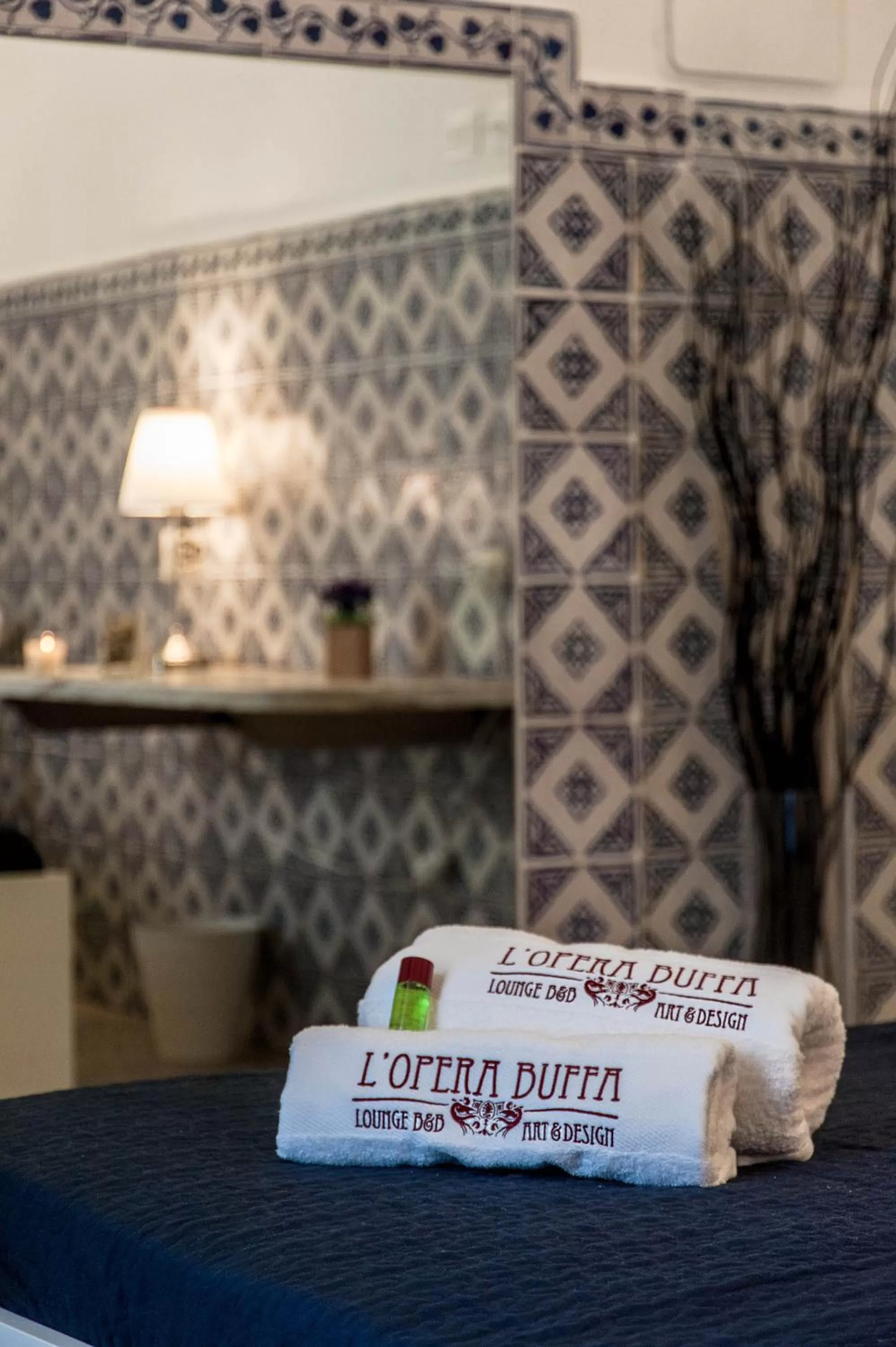 Decorative detail, Bed in L'Opera Buffa