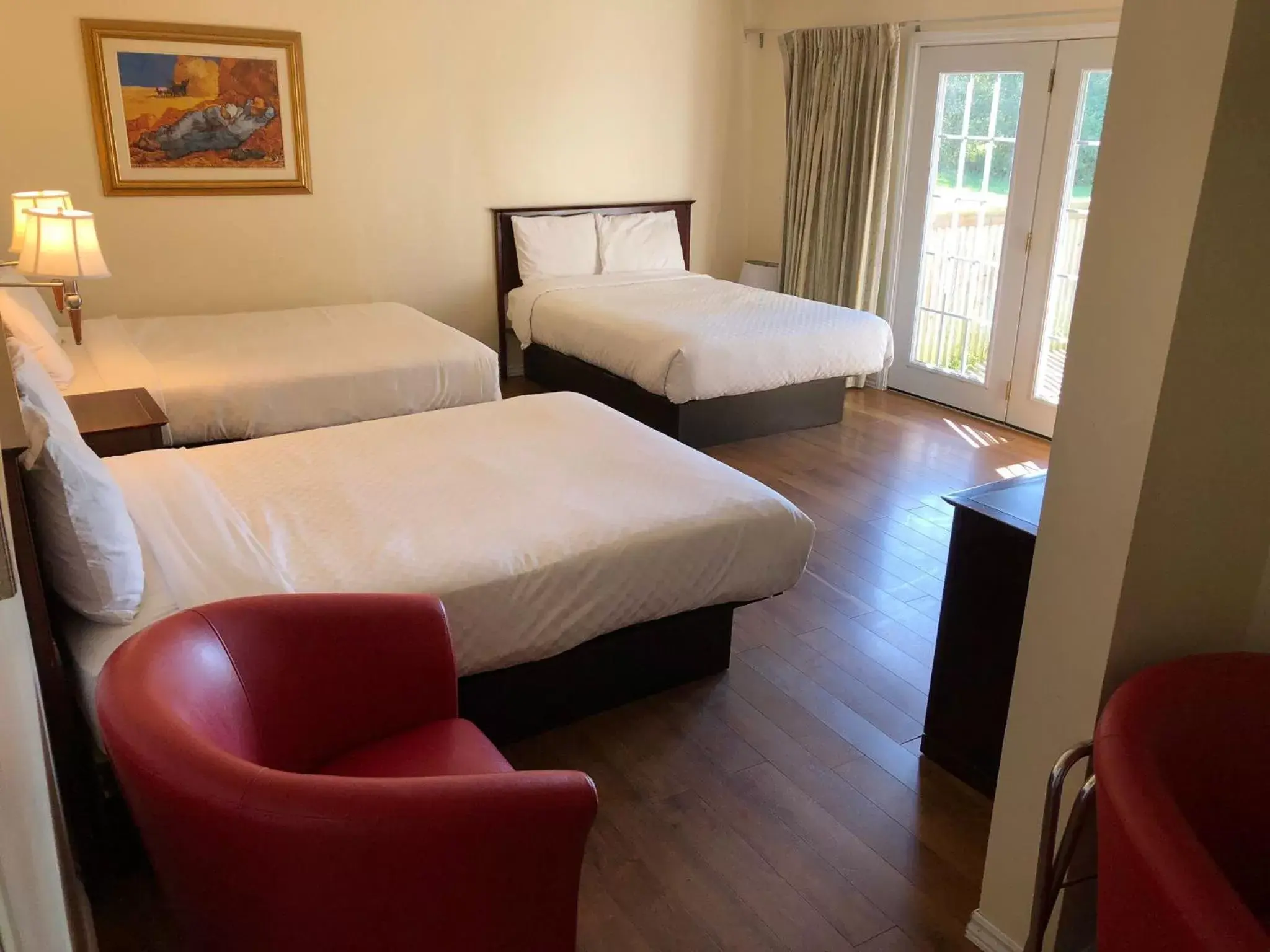 Triple Room in Coach House Inn