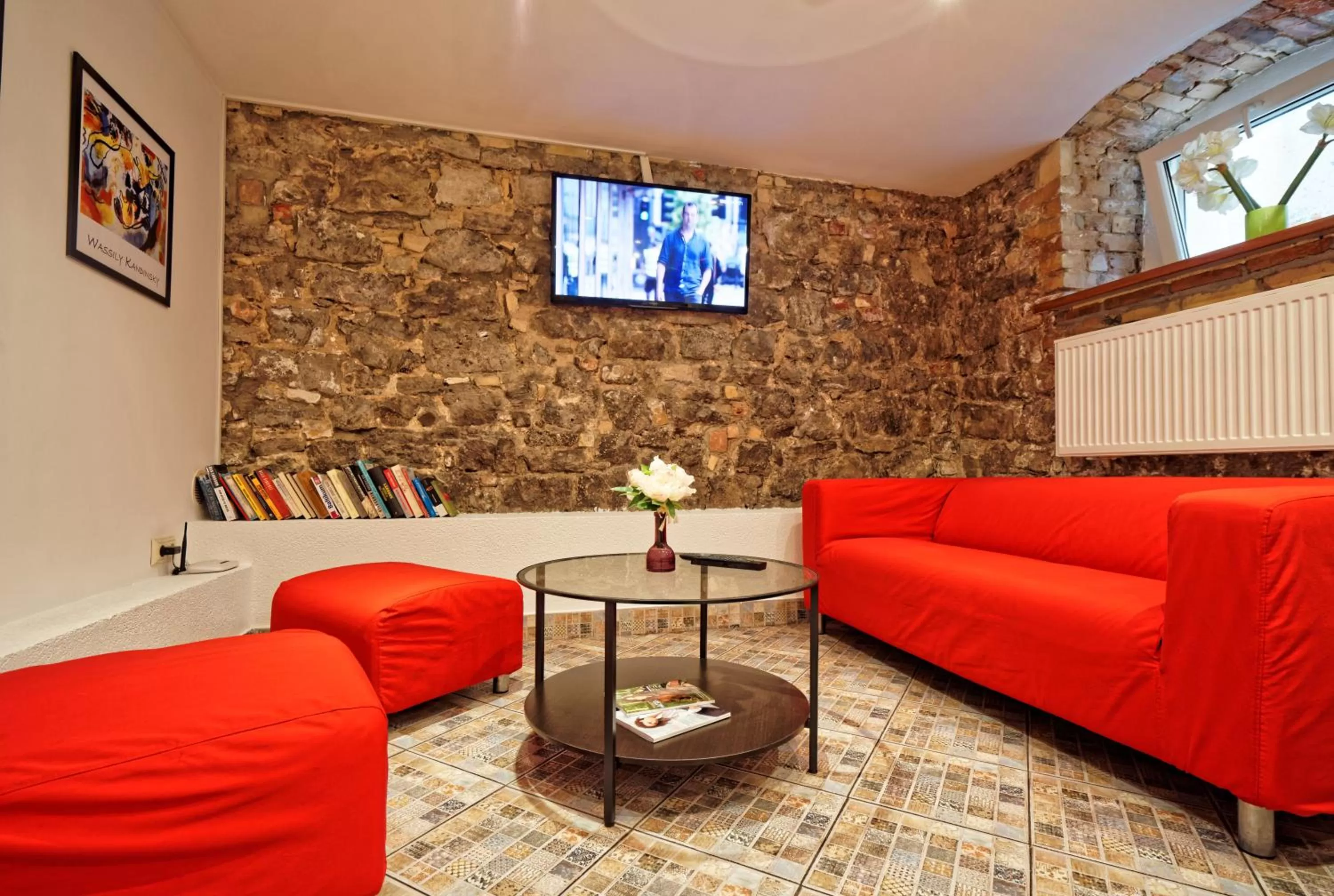 Library in RIGAAPARTMENT SONADA Family Aparthotel - Private Parking