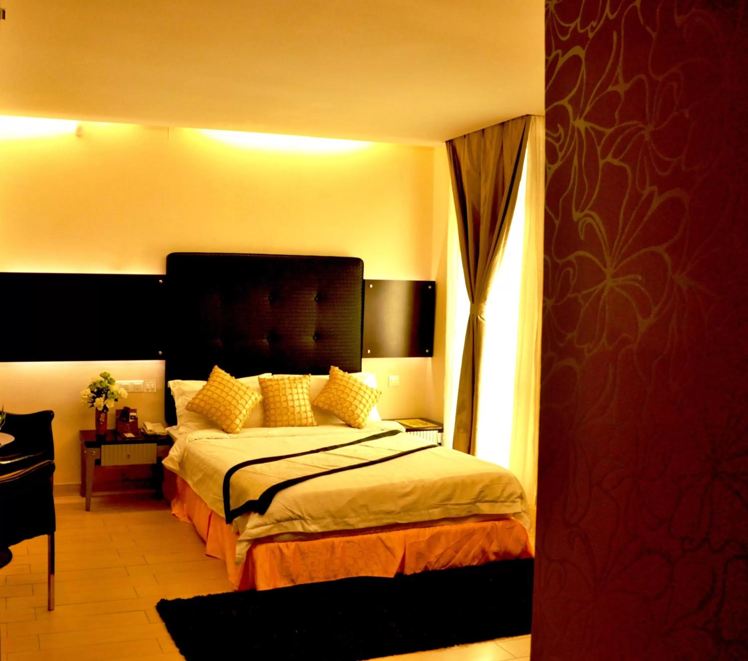 Bedroom, Bed in Shervinton Executive Boutique Hotel