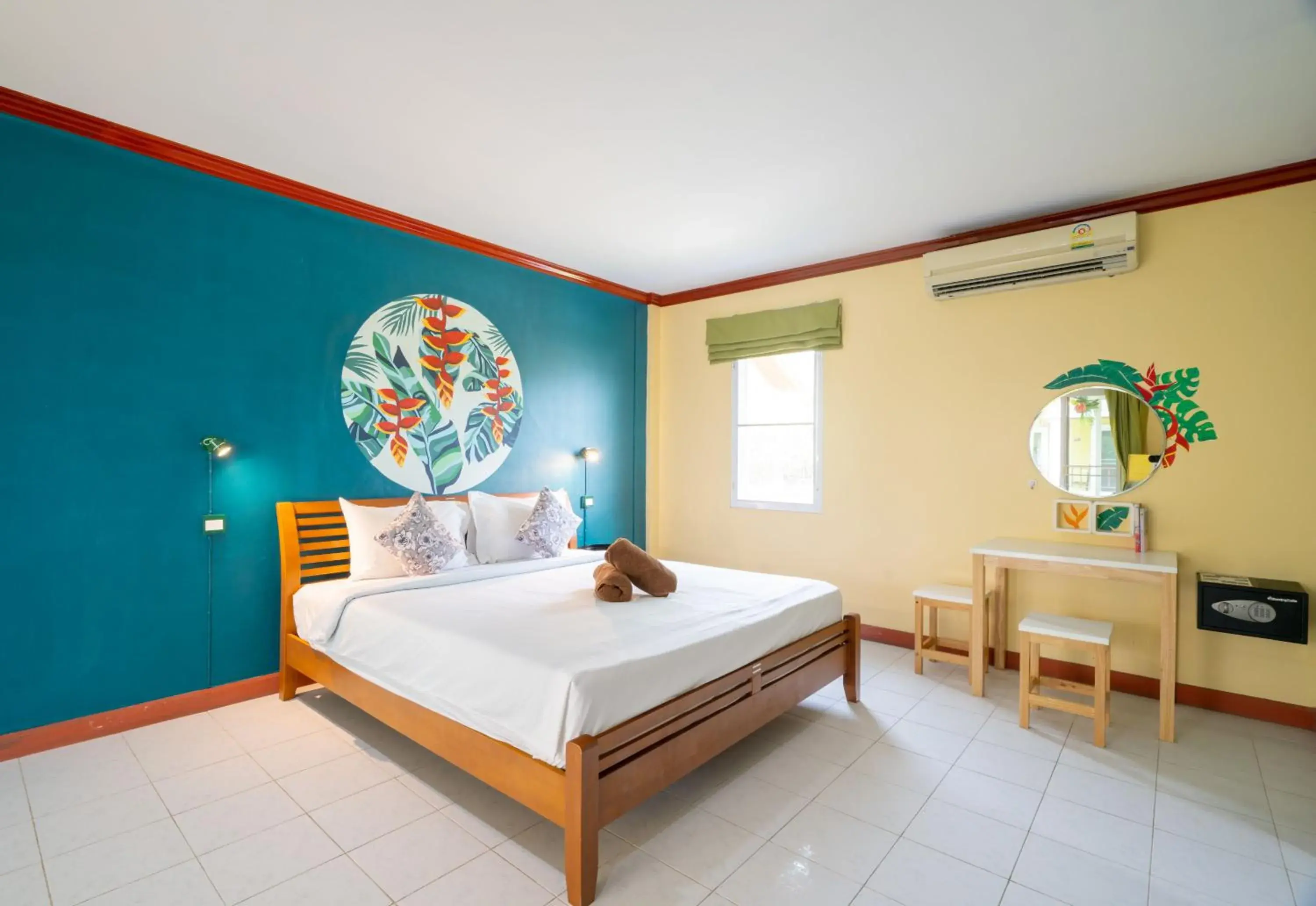 Bedroom, Bed in Lemon House Bedroom, Bed in Lemon House