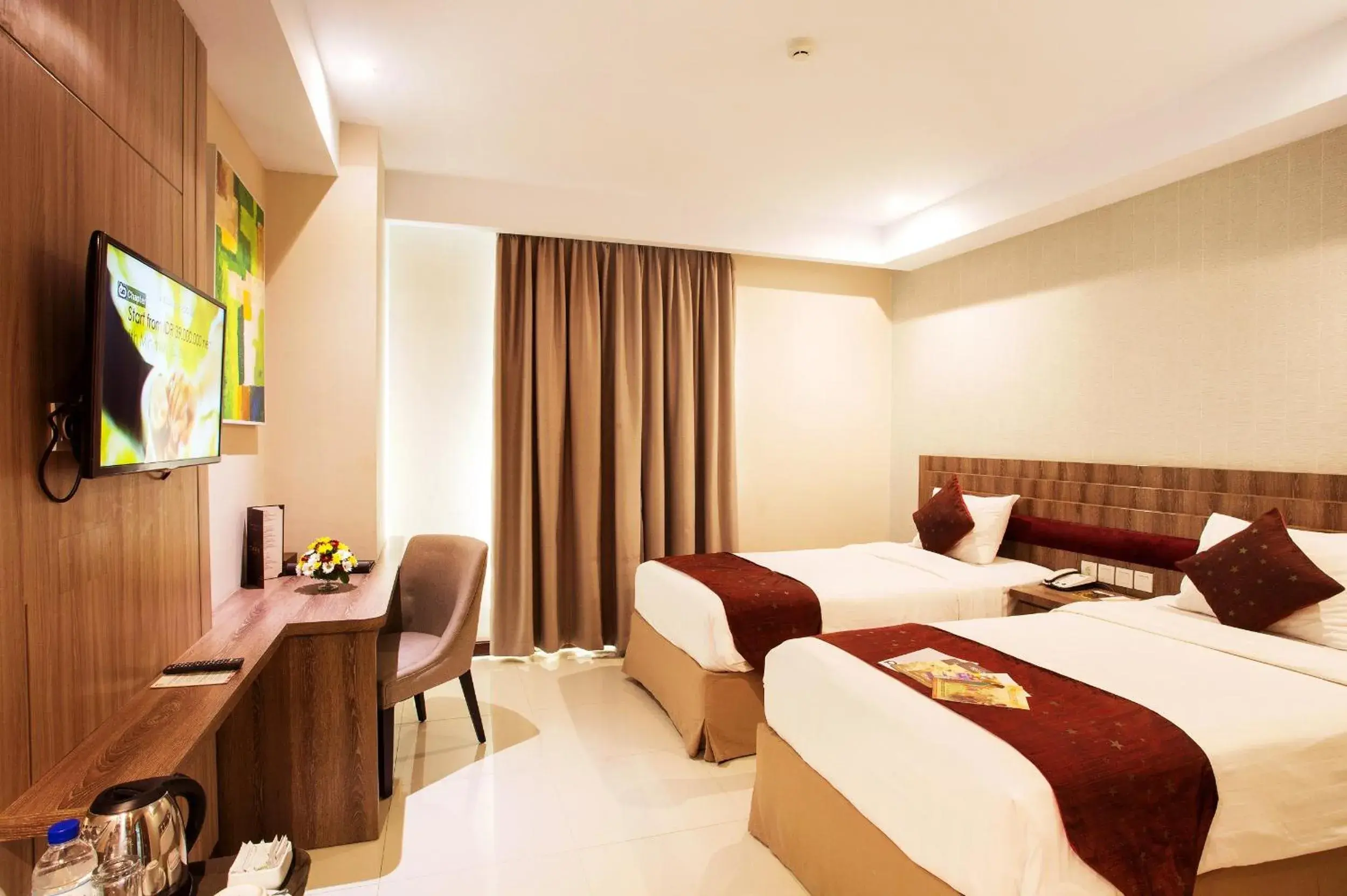 Bedroom, Bed in Tara Hotel Yogyakarta