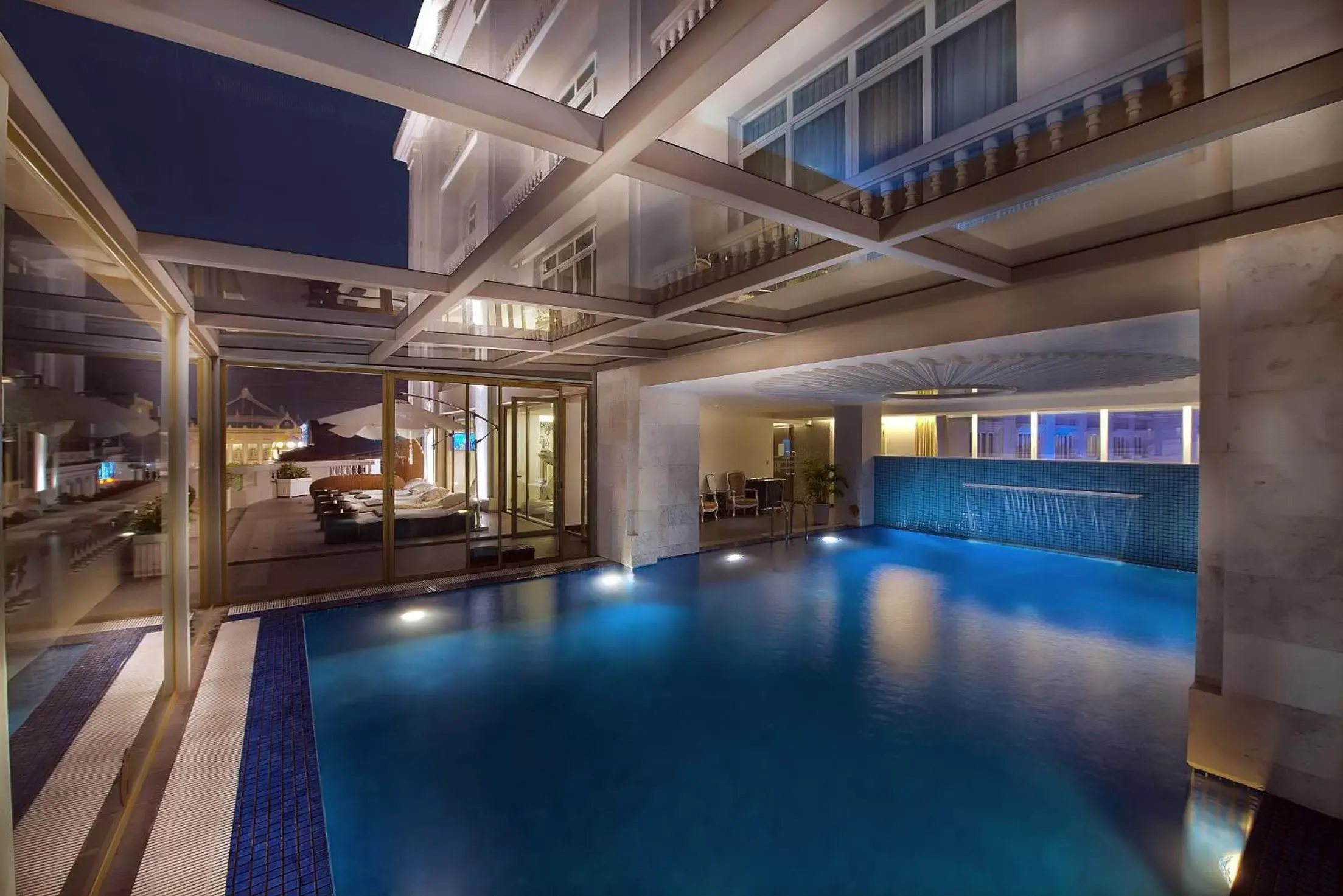 Swimming Pool in Hotel de l'Opera Hanoi - MGallery