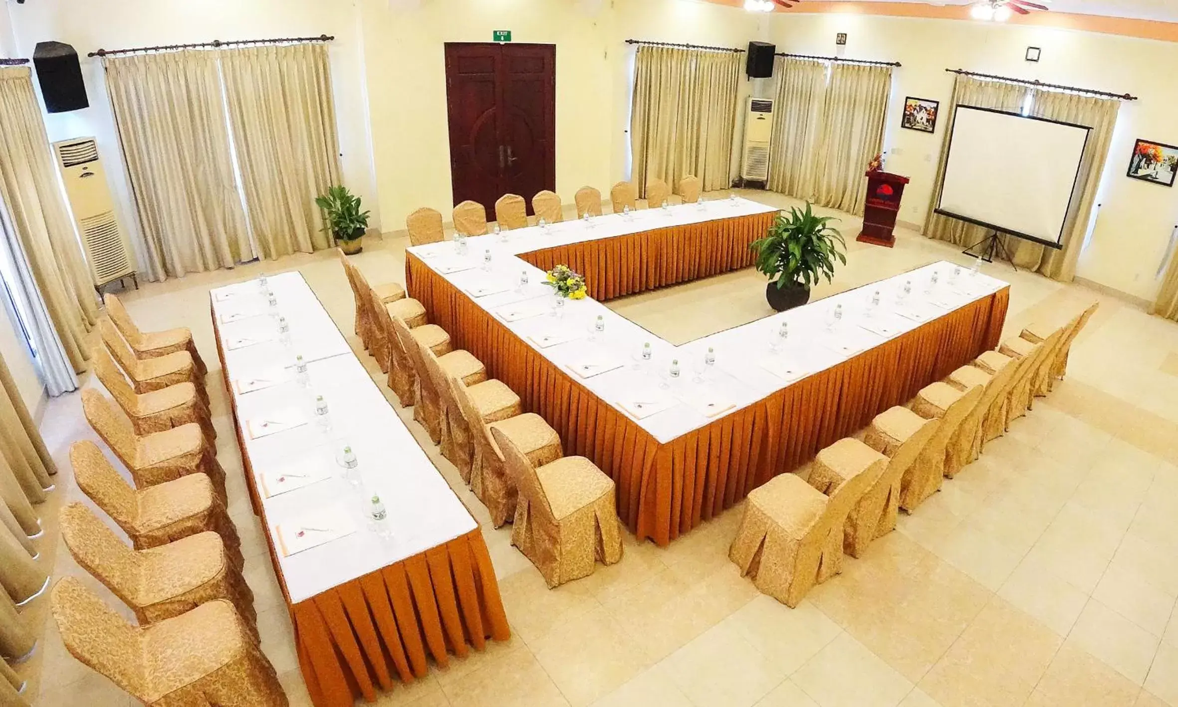 Banquet/Function facilities in Golden Coast Resort & Spa