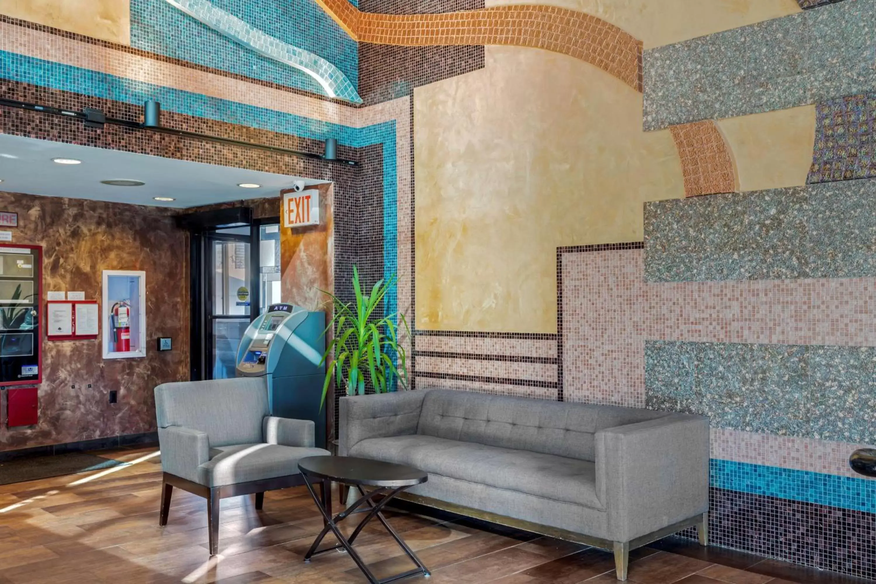 Lobby or reception in Best Western Plus Brooklyn Bay Hotel