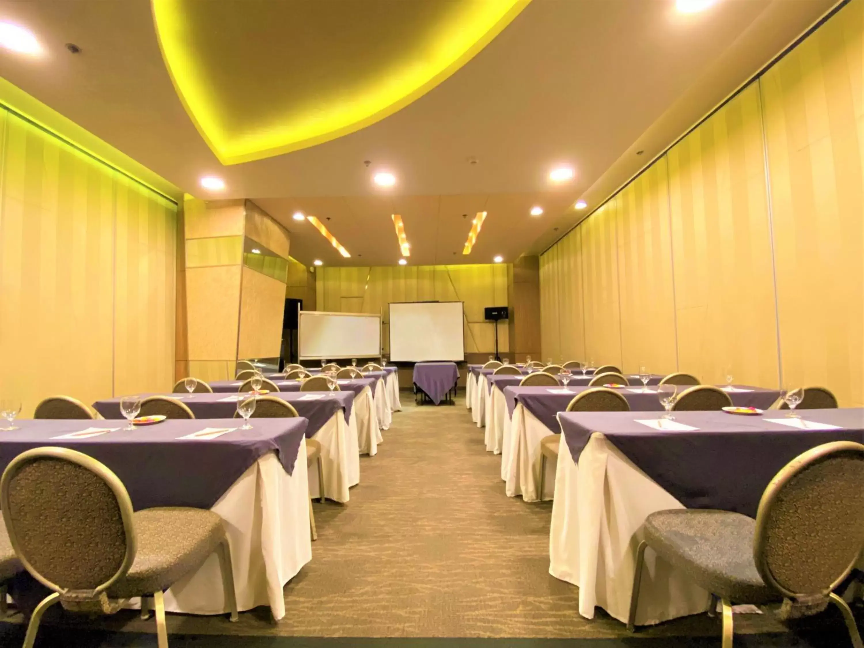 Meeting/conference room in One Pacific Place Serviced Residences - Multiple Use Hotel