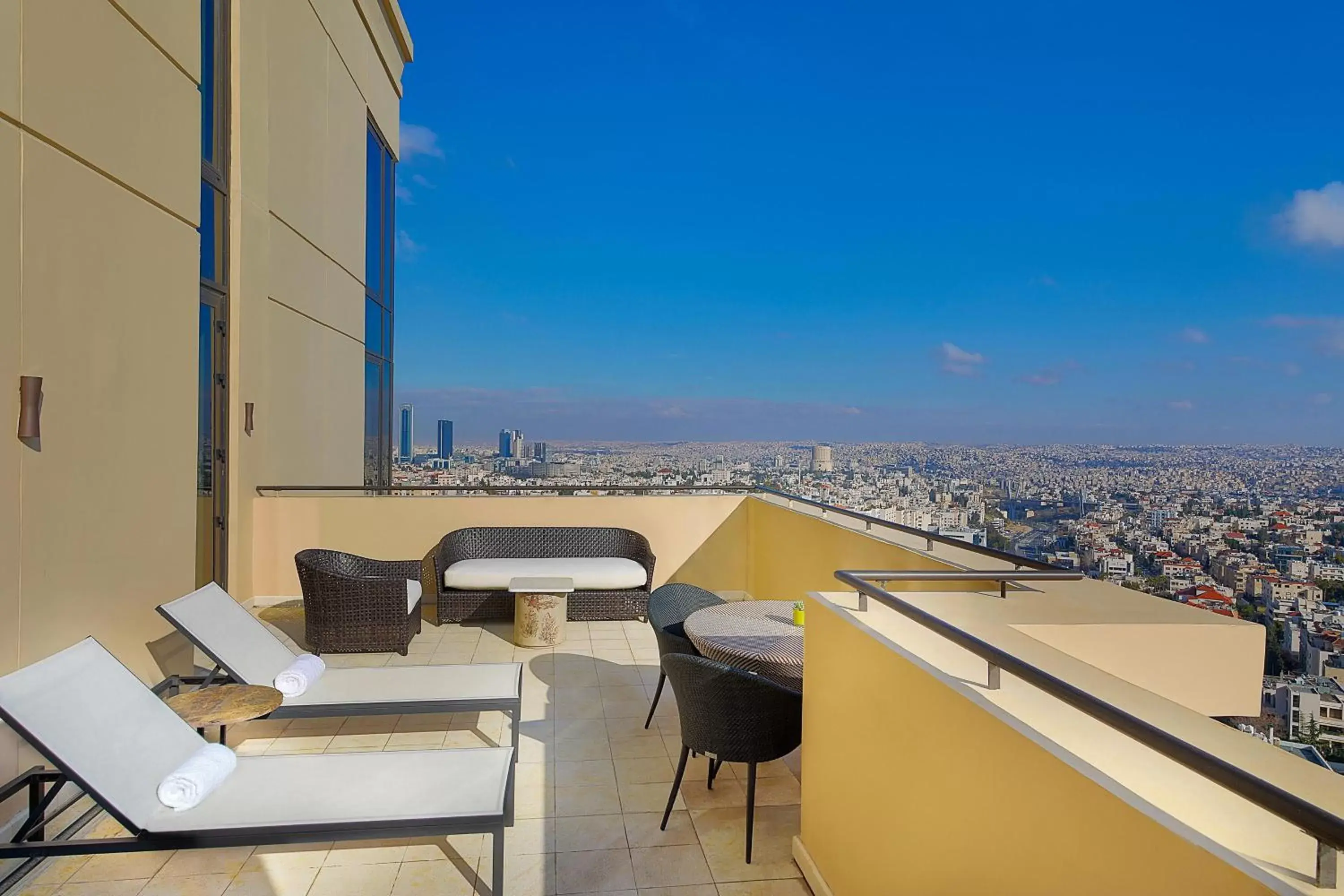 Photo of the whole room, Balcony/Terrace in The St. Regis Amman