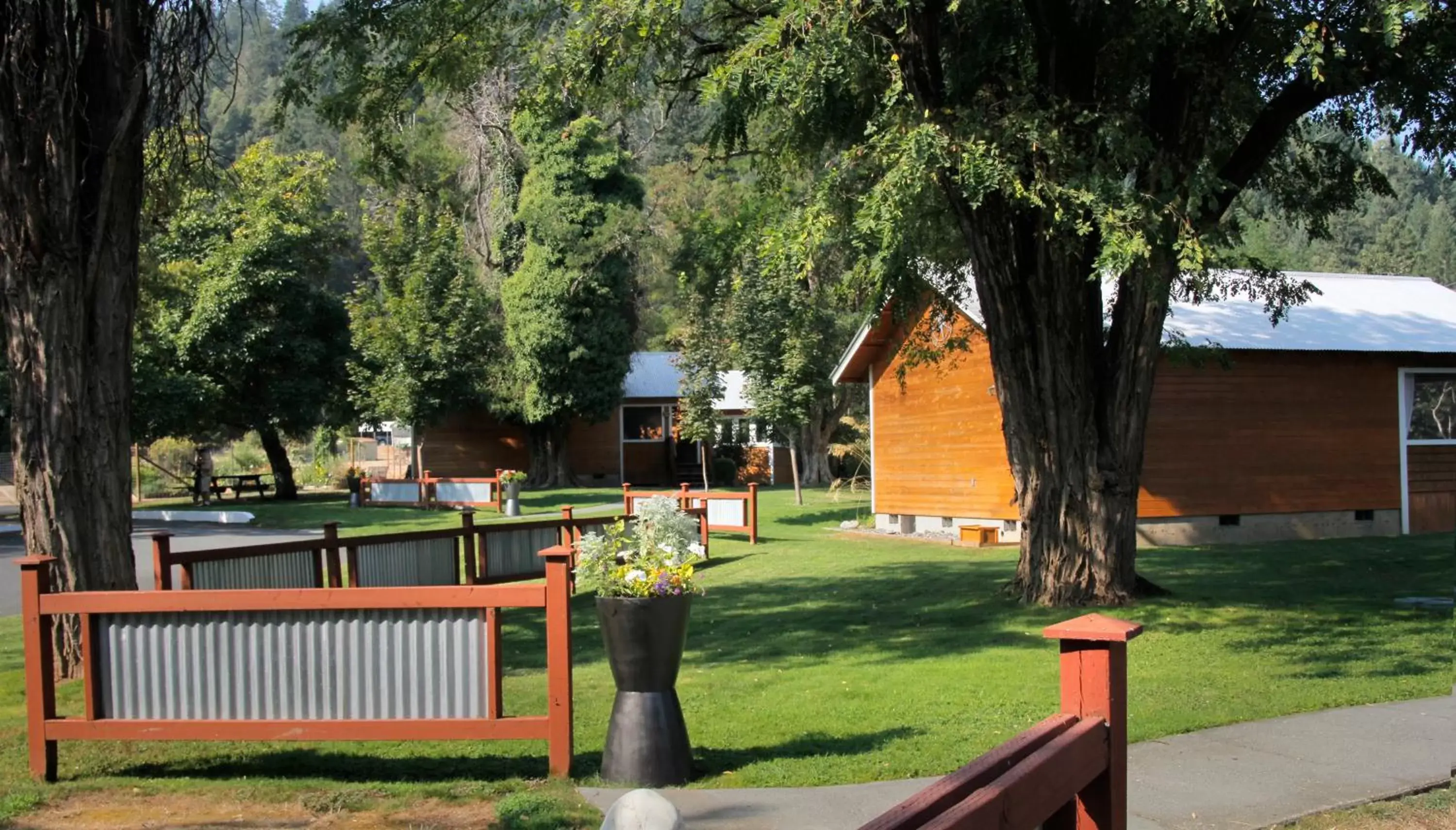 Property building in Coho Cottages