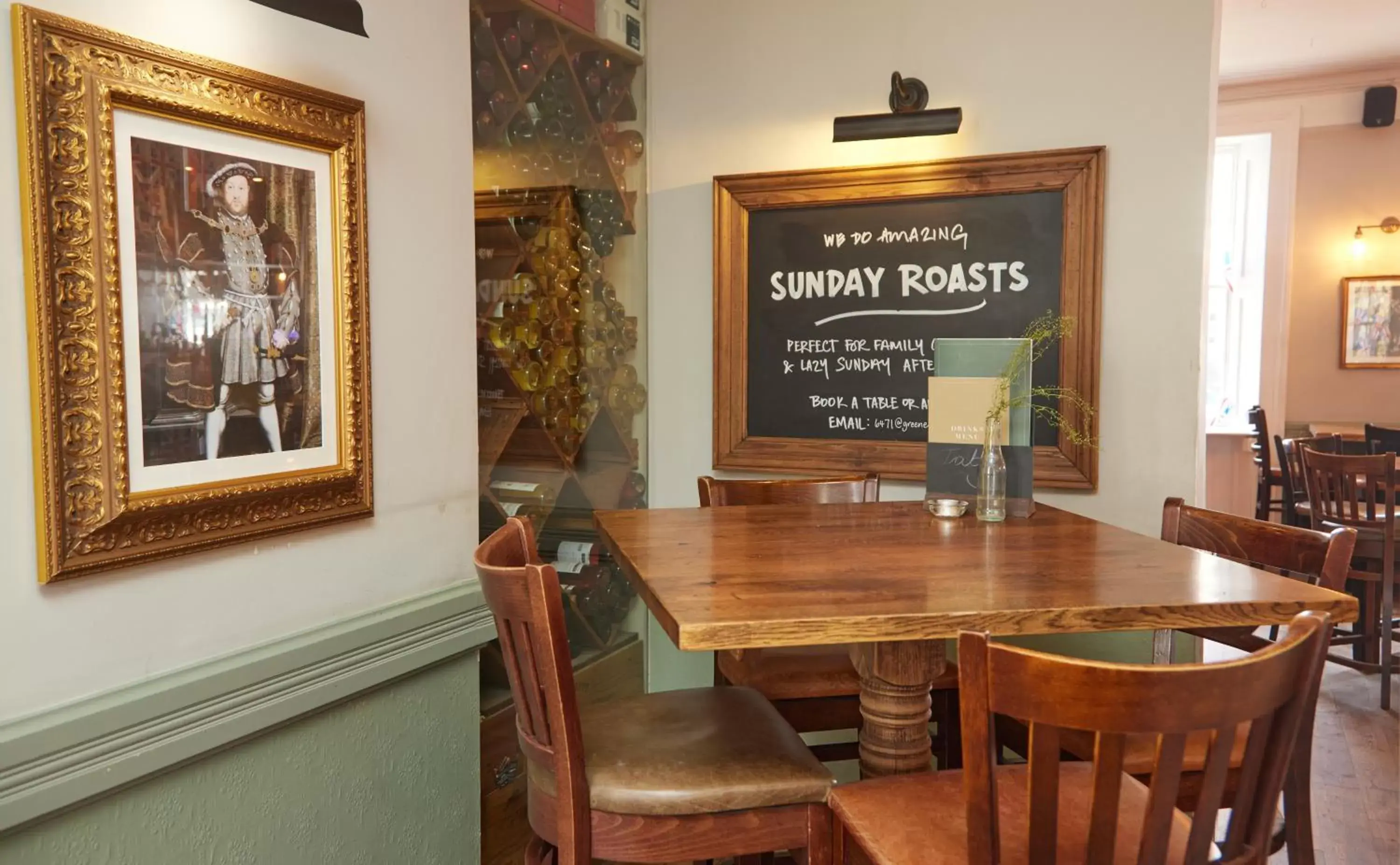 Restaurant/places to eat in Kings Arms Hotel by Greene King Inns