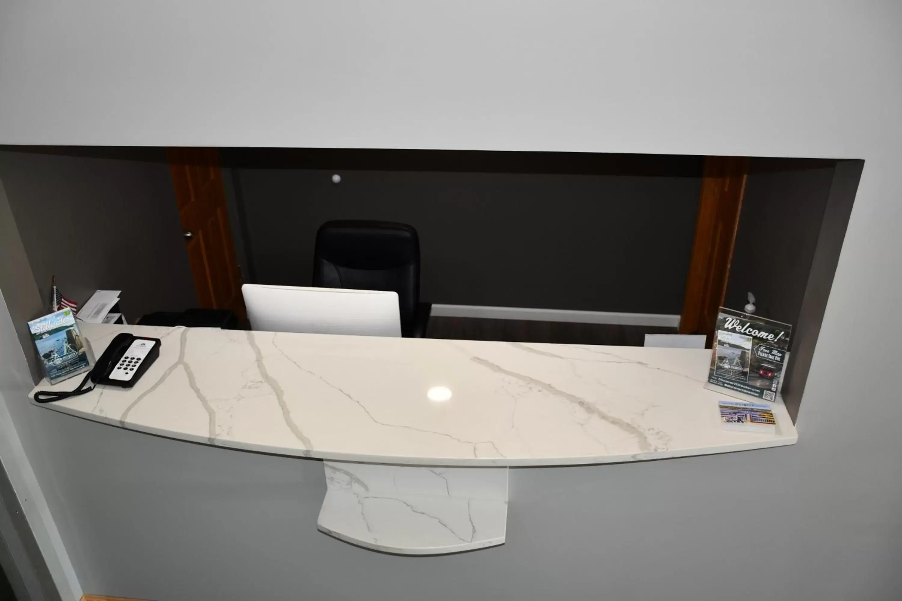 Stillwater Inn & Suites Stillwater Inn & Suites