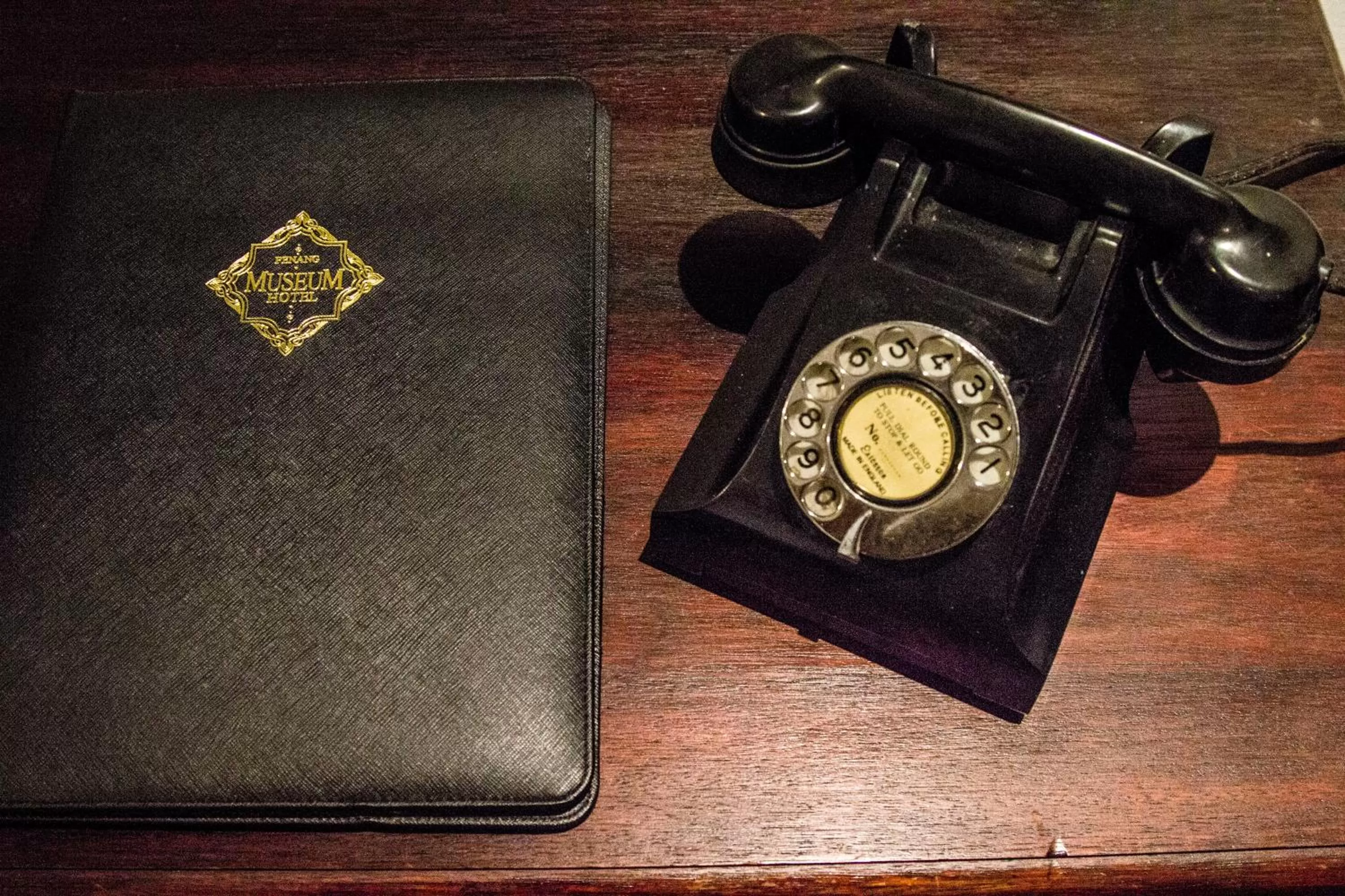 Logo/Certificate/Sign in Museum Hotel