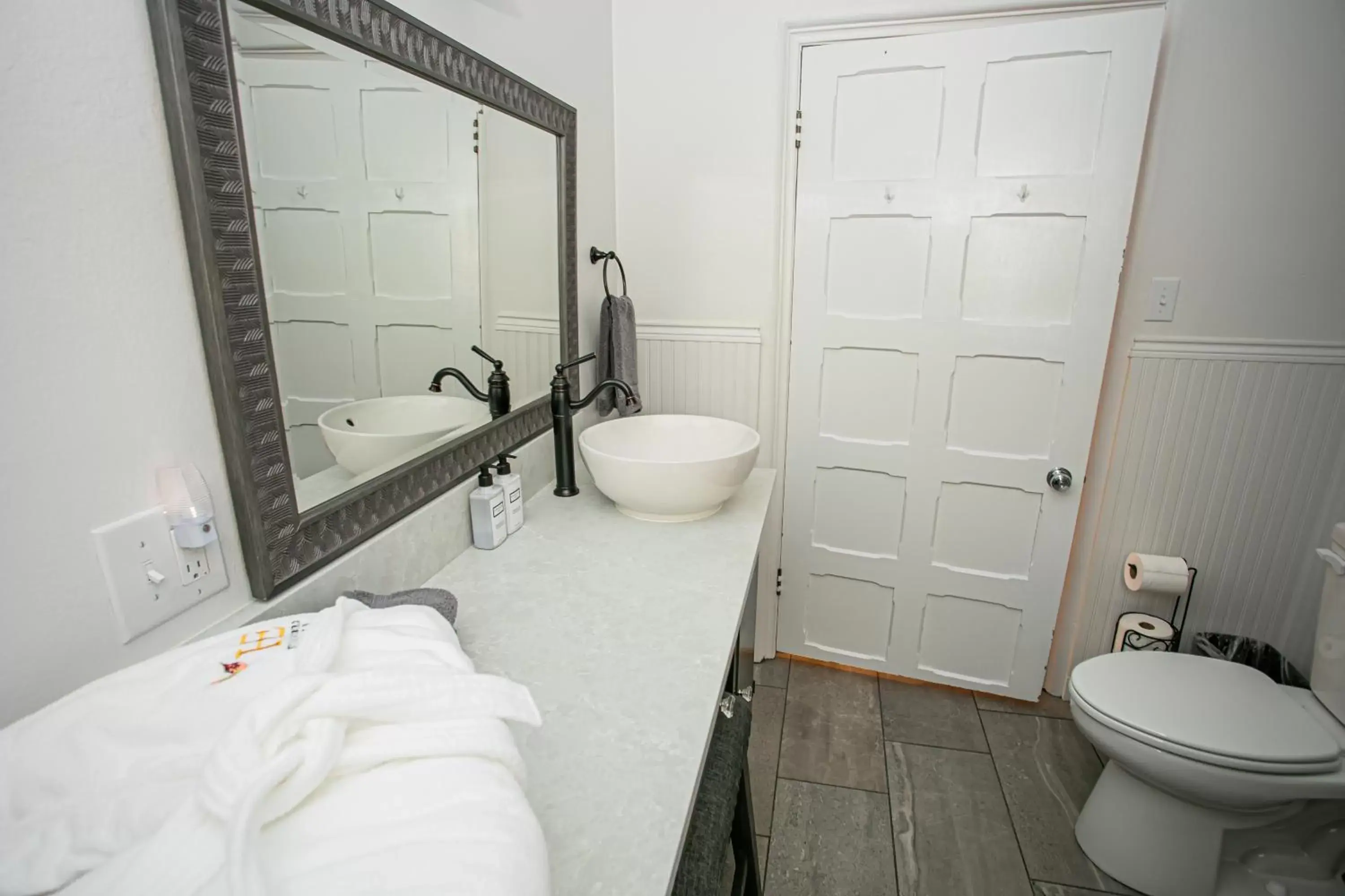 Bathroom in Hummingbird Estate