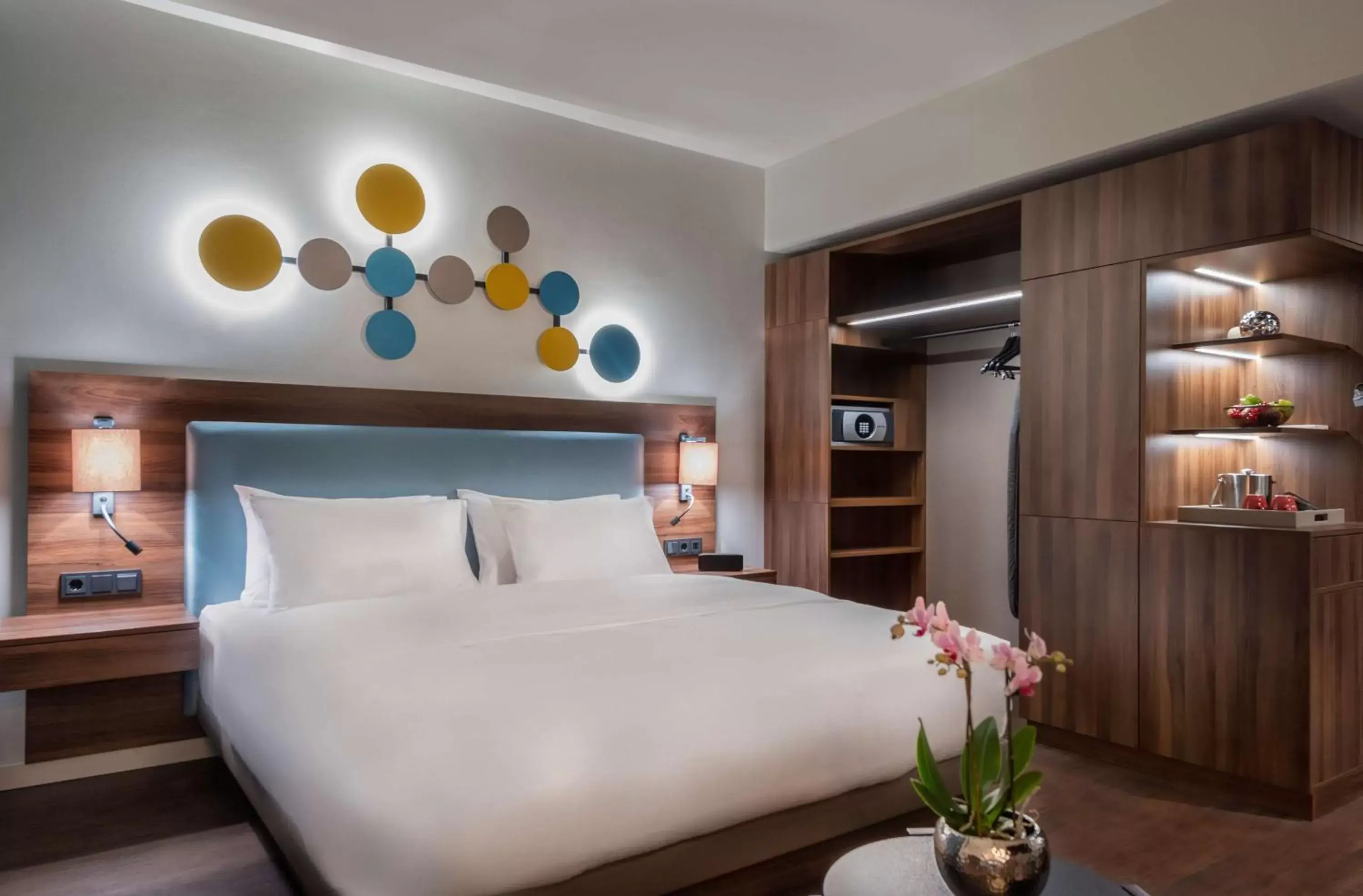 Photo of the whole room, Bed in Hyatt House Frankfurt Eschborn Photo of the whole room, Bed in Hyatt House Frankfurt Eschborn