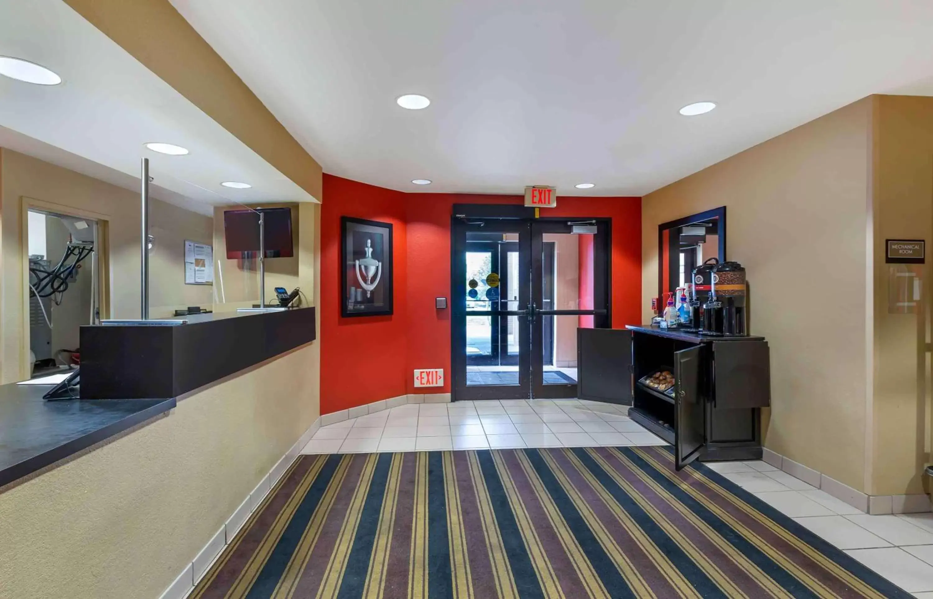 Lobby or reception, Lobby/Reception in Extended Stay America Suites - Cleveland - Brooklyn