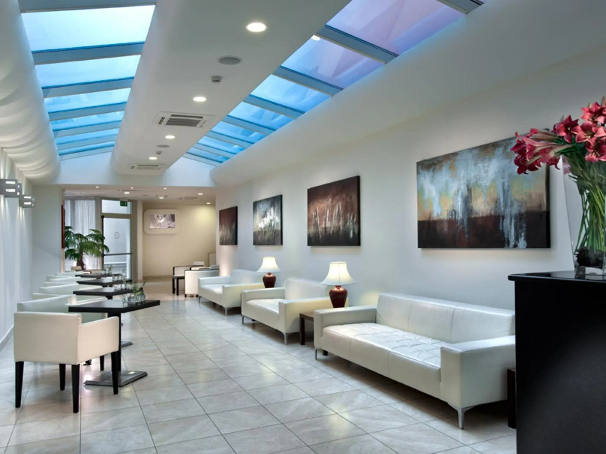 Lobby or reception in Hotel Regina Elena 57 & Oro Bianco SPA