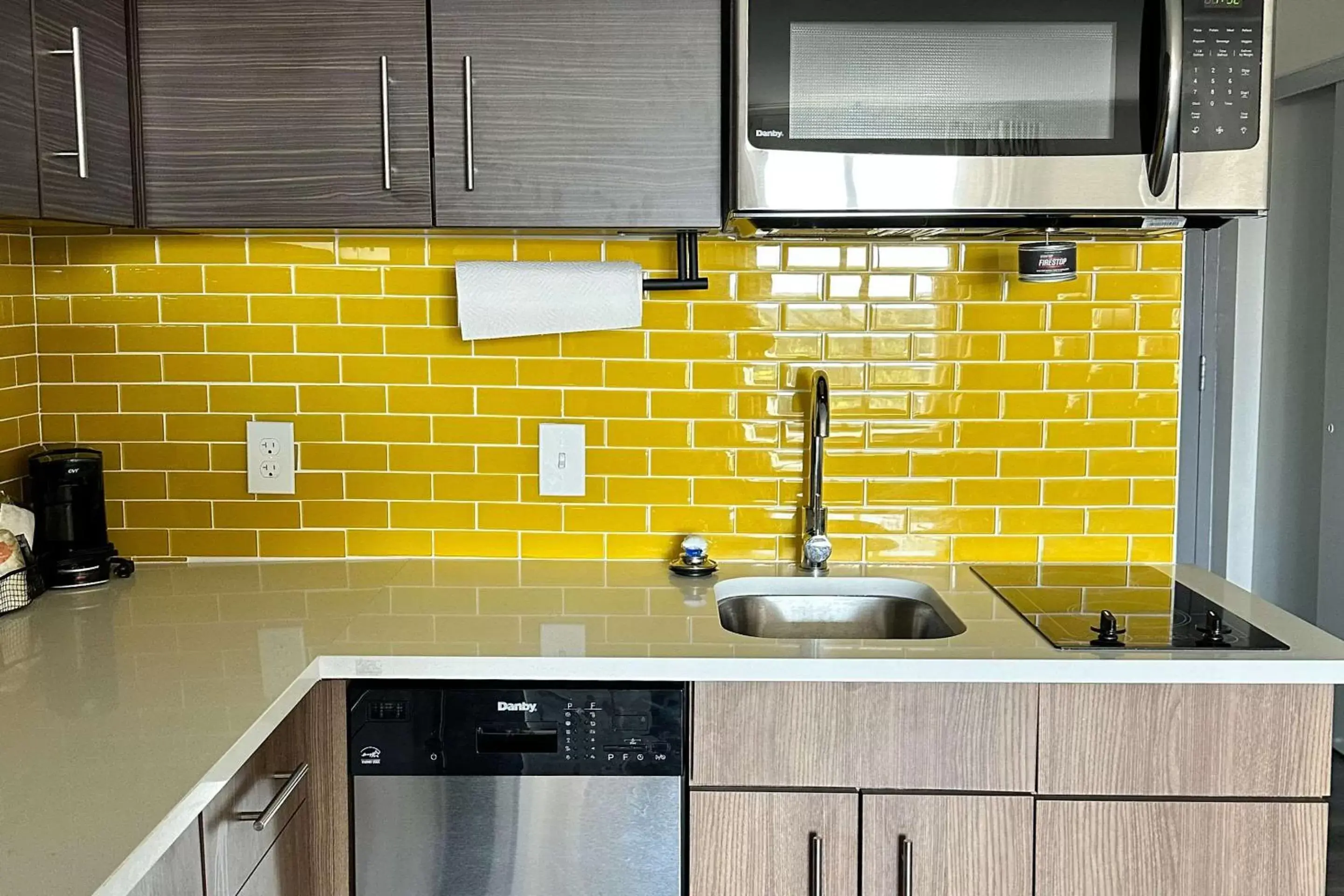 Bedroom, Kitchen/Kitchenette in MainStay Suites