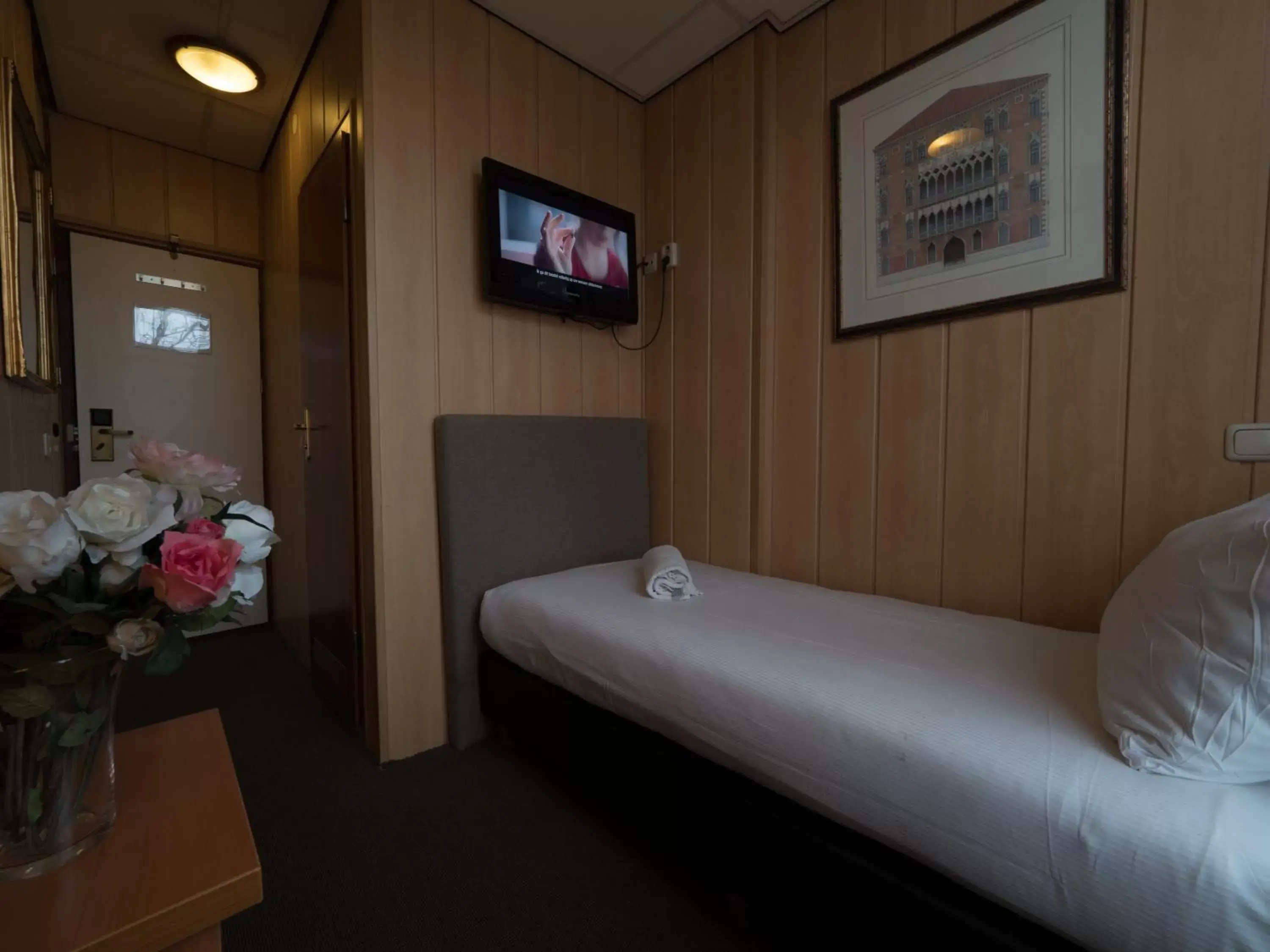 TV and multimedia, Bed in Di-Ann City Centre Hotel
