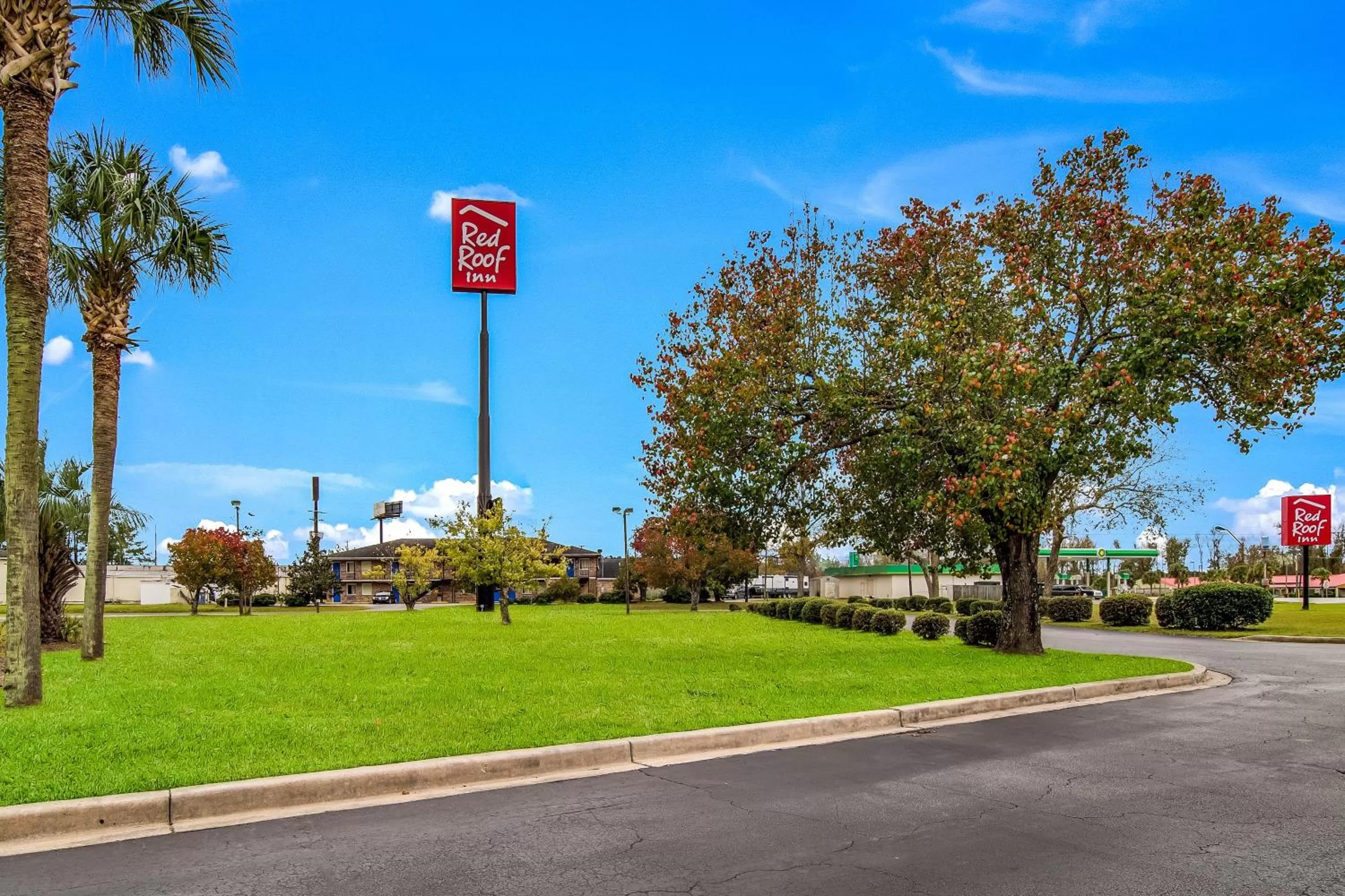 Property building in Red Roof Inn St George, SC