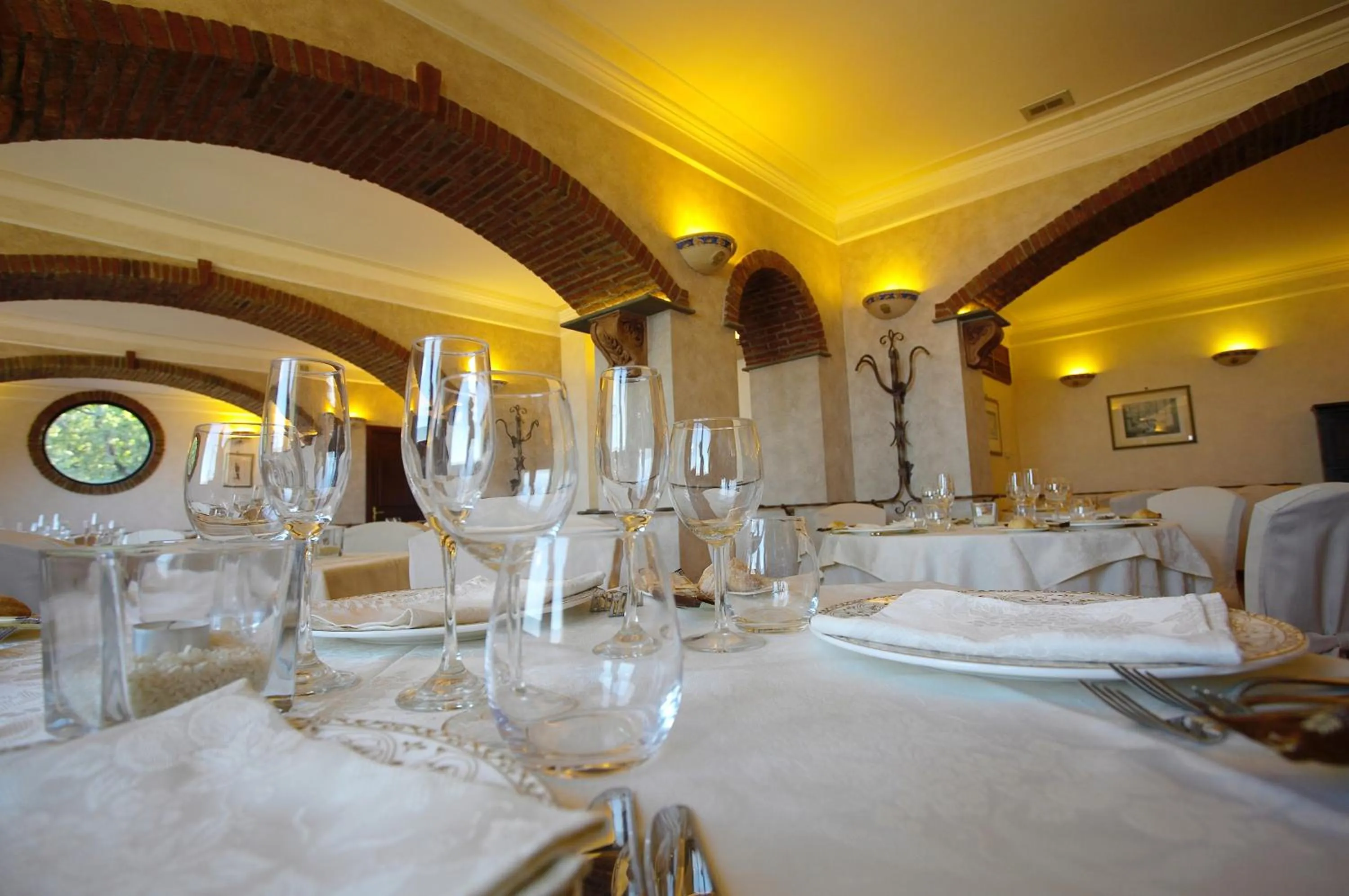 Restaurant/places to eat in Airone Wellness Hotel