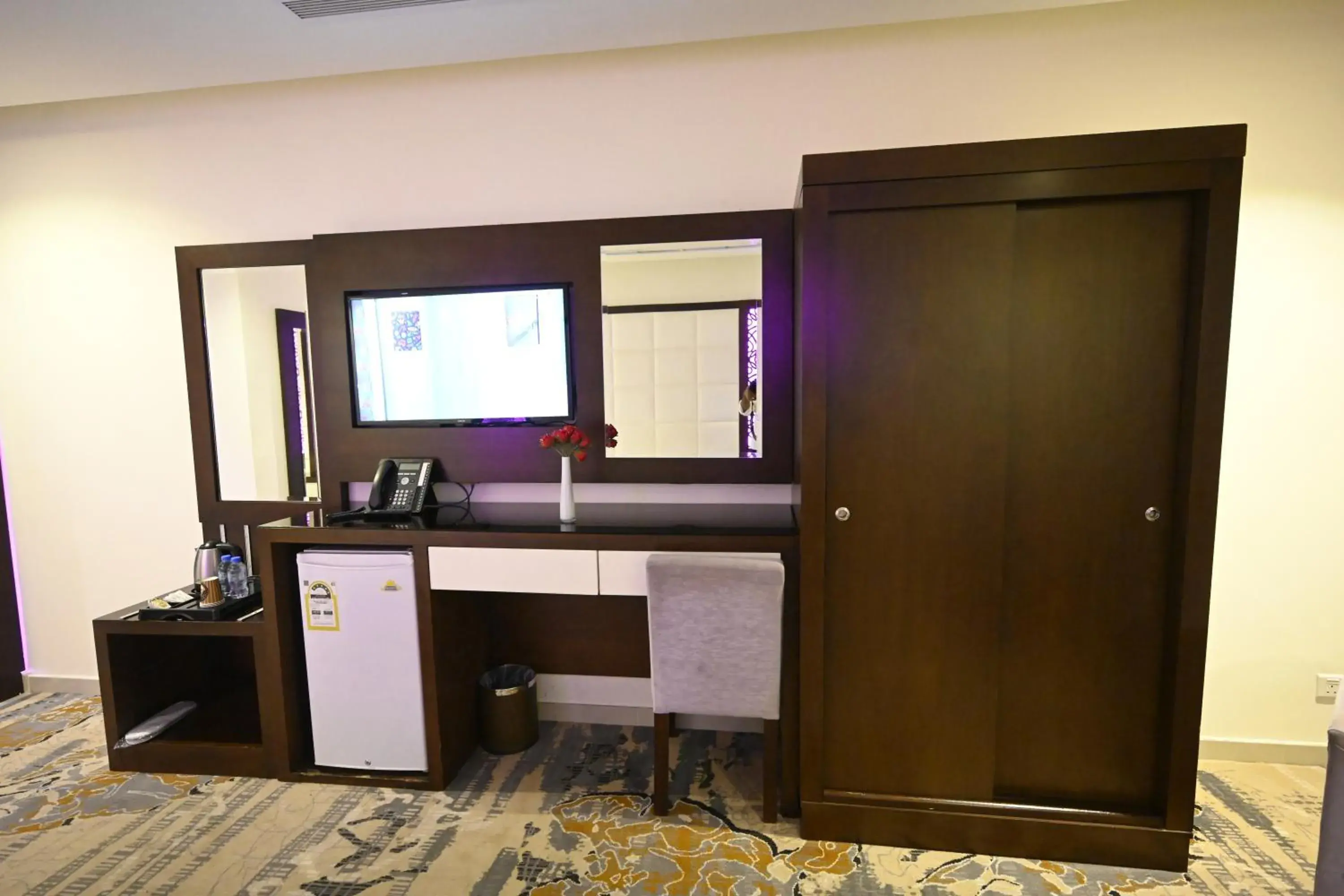 TV/Entertainment Center in ASTER HOTEL