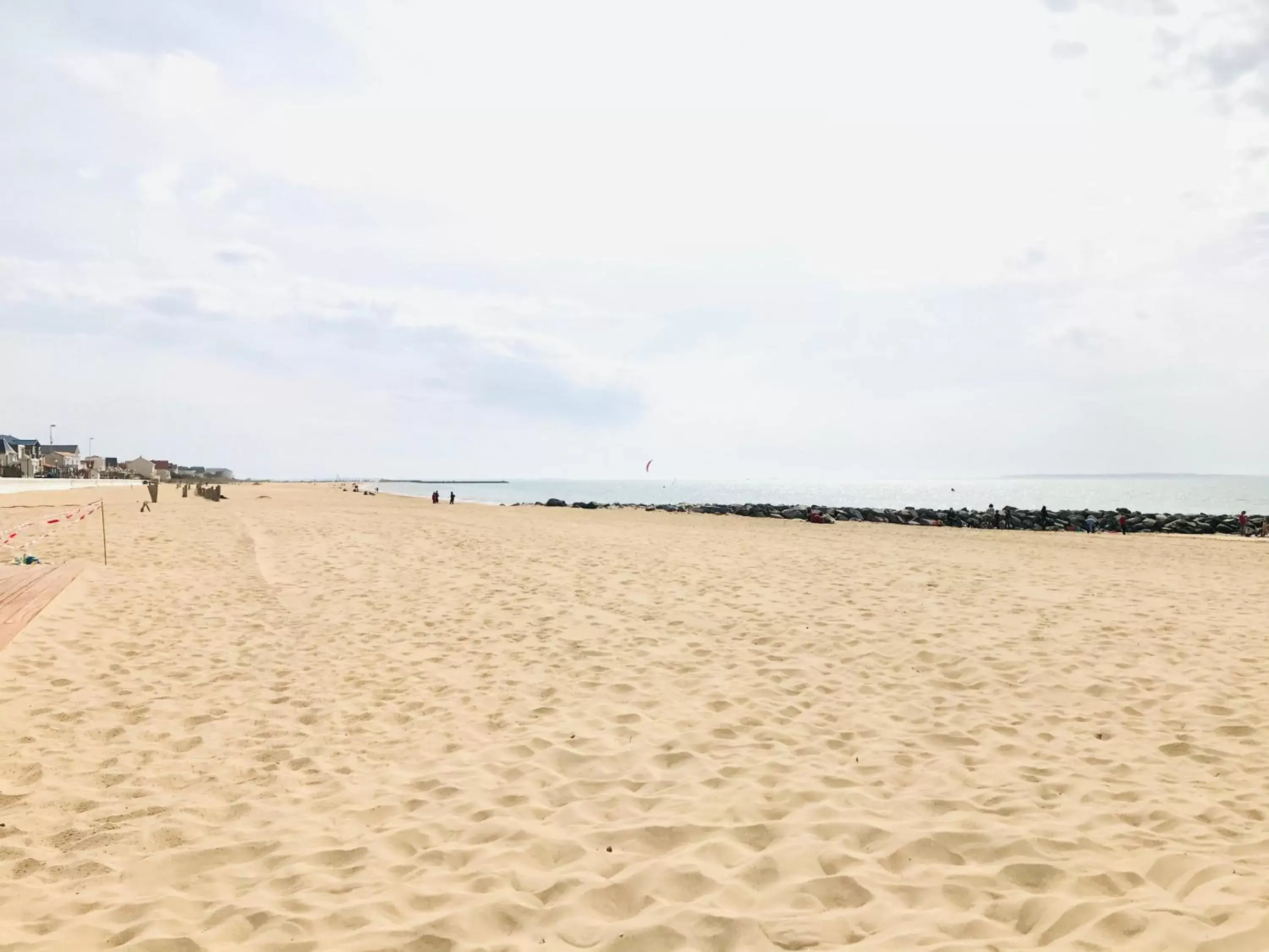 Nearby landmark, Beach in Hôtel Restaurant L'Atelier des Cousins