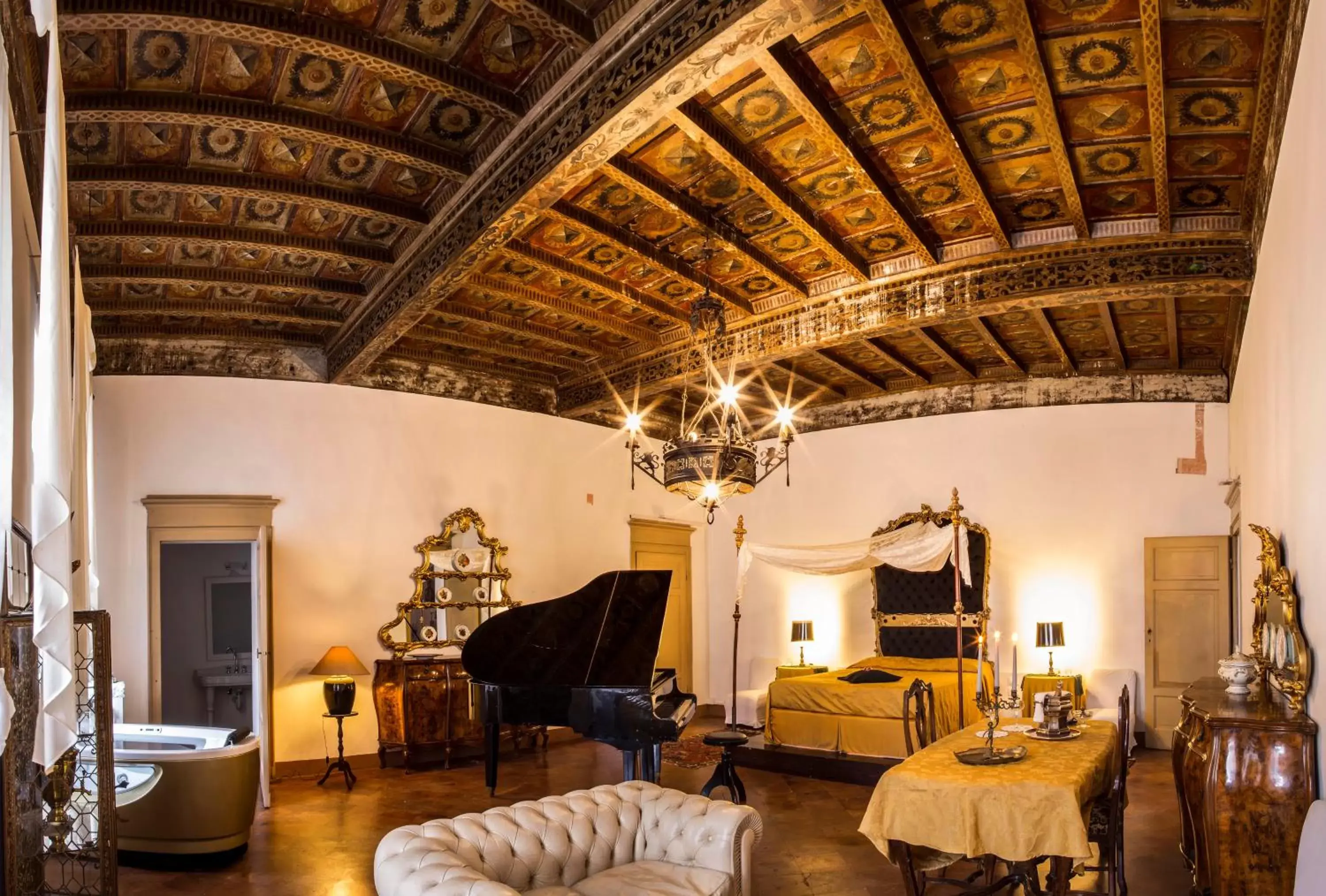 Photo of the whole room, Seating Area in Castello del Capitano delle Artiglierie