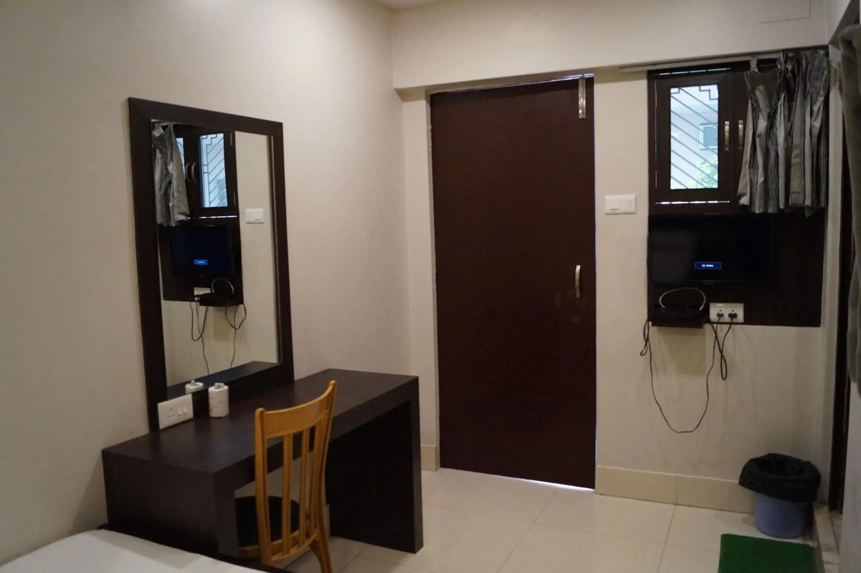 Other, TV/Entertainment Center in Hotel Alka