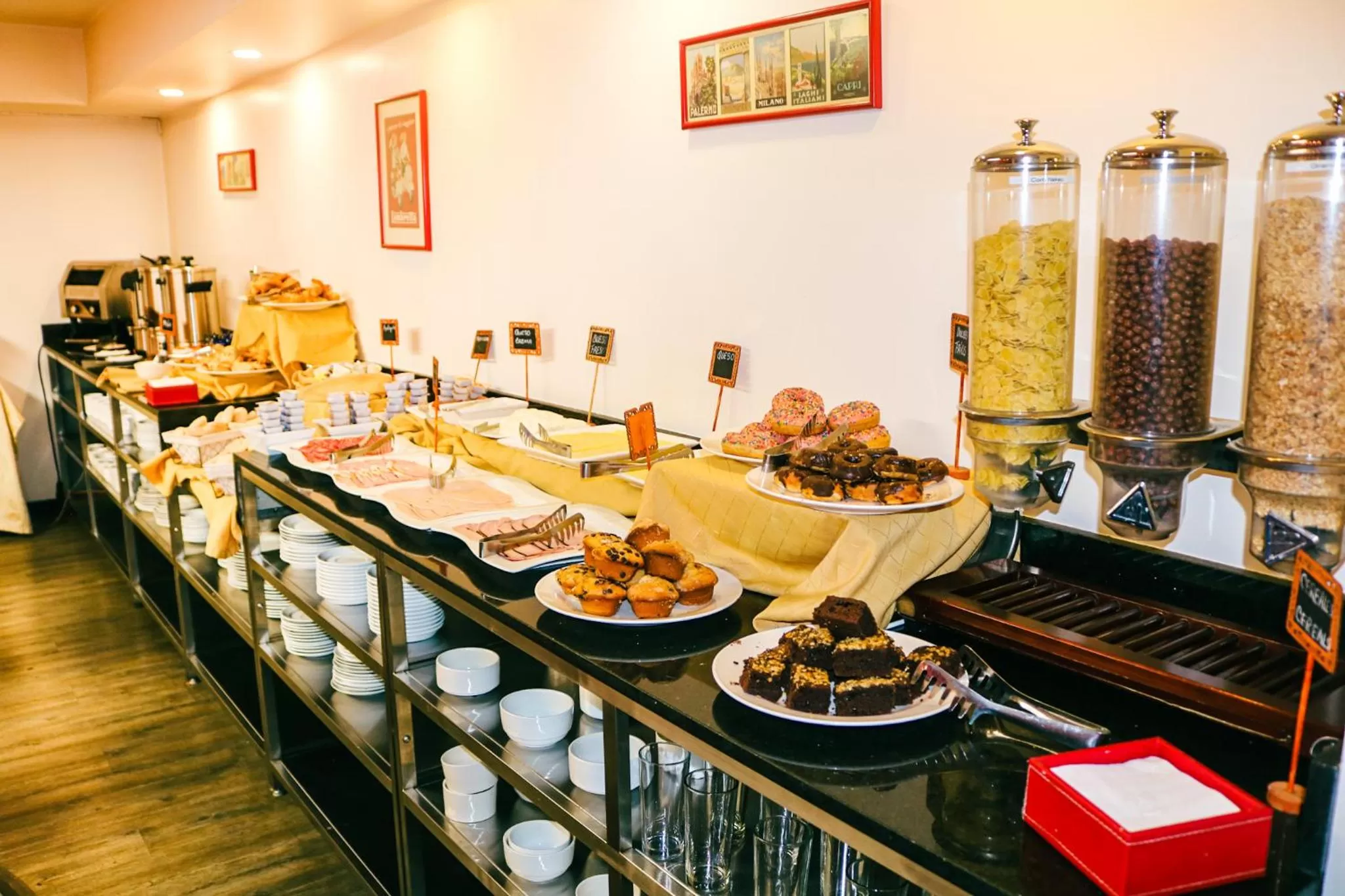 Buffet breakfast in Tempo Rent Apart Hotel