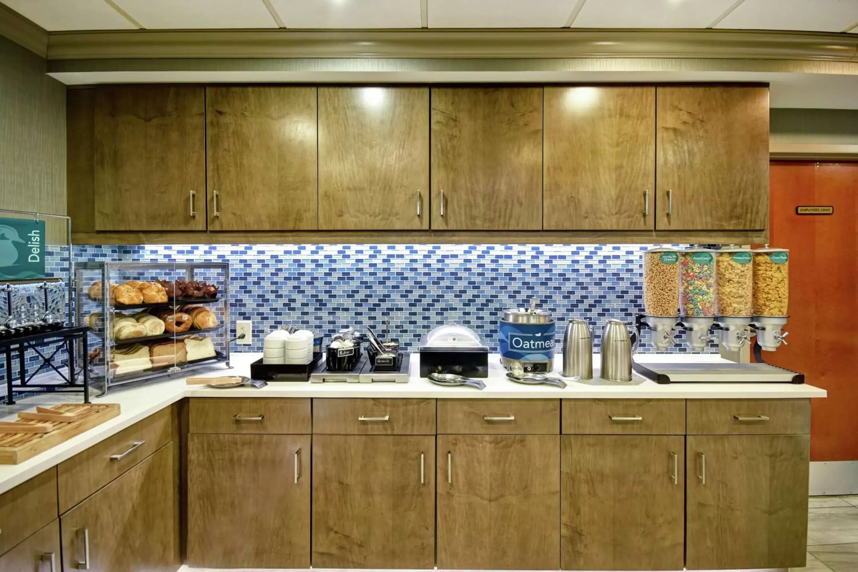 Breakfast, Kitchen/Kitchenette in Homewood Suites by Hilton Ocala at Heath Brook