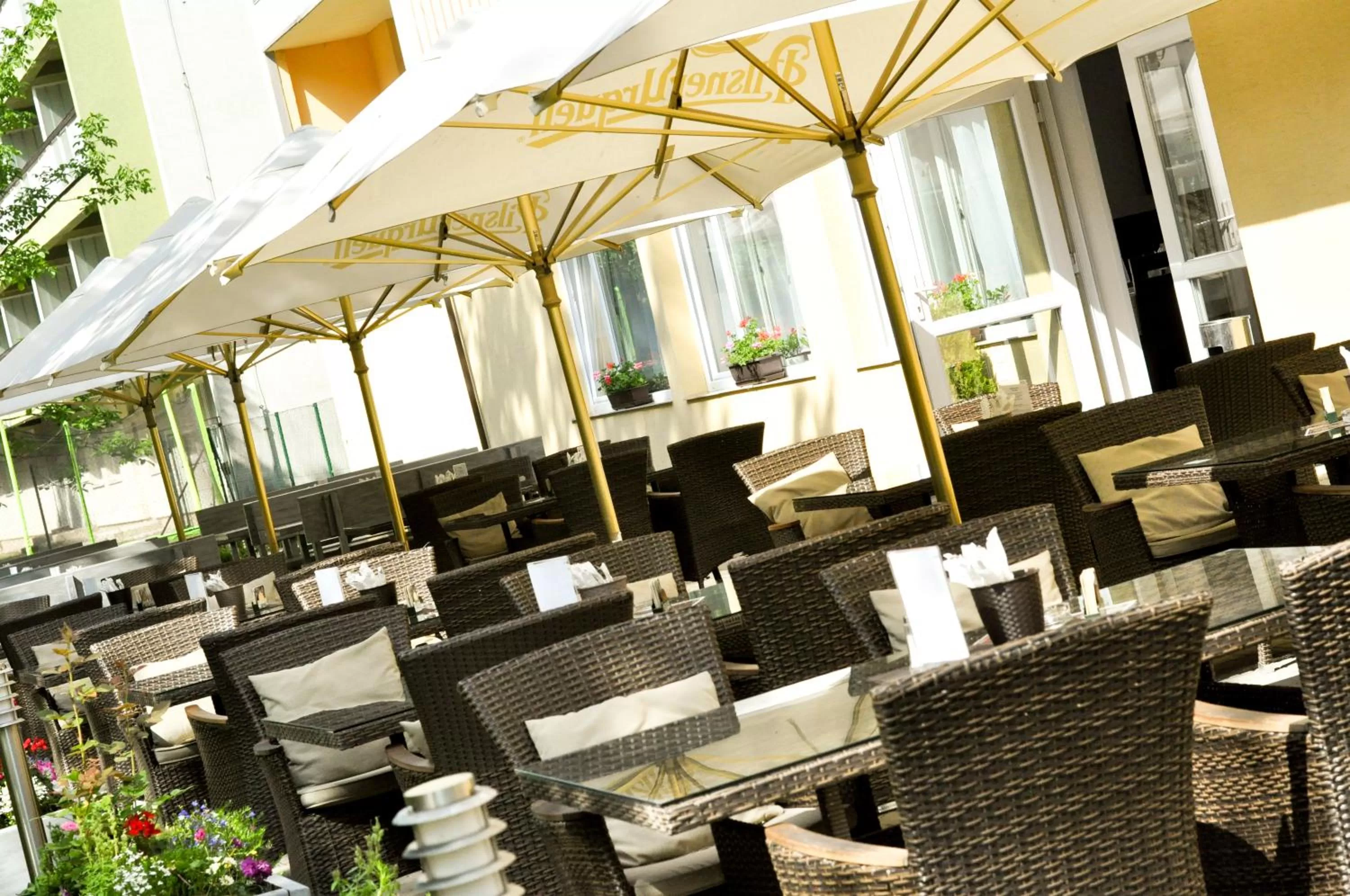 Restaurant/places to eat in Hotel Garni