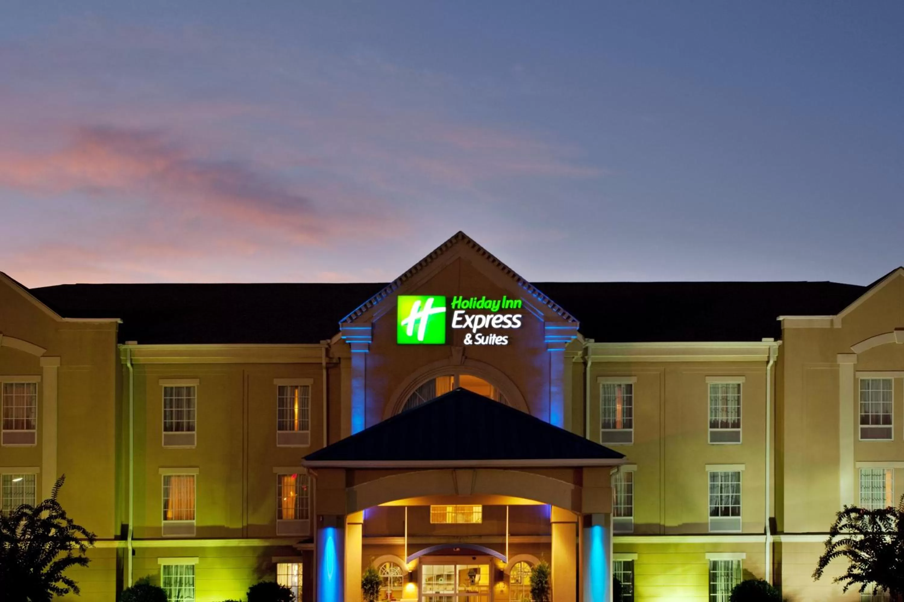Property building in Holiday Inn Express & Suites Orangeburg by IHG