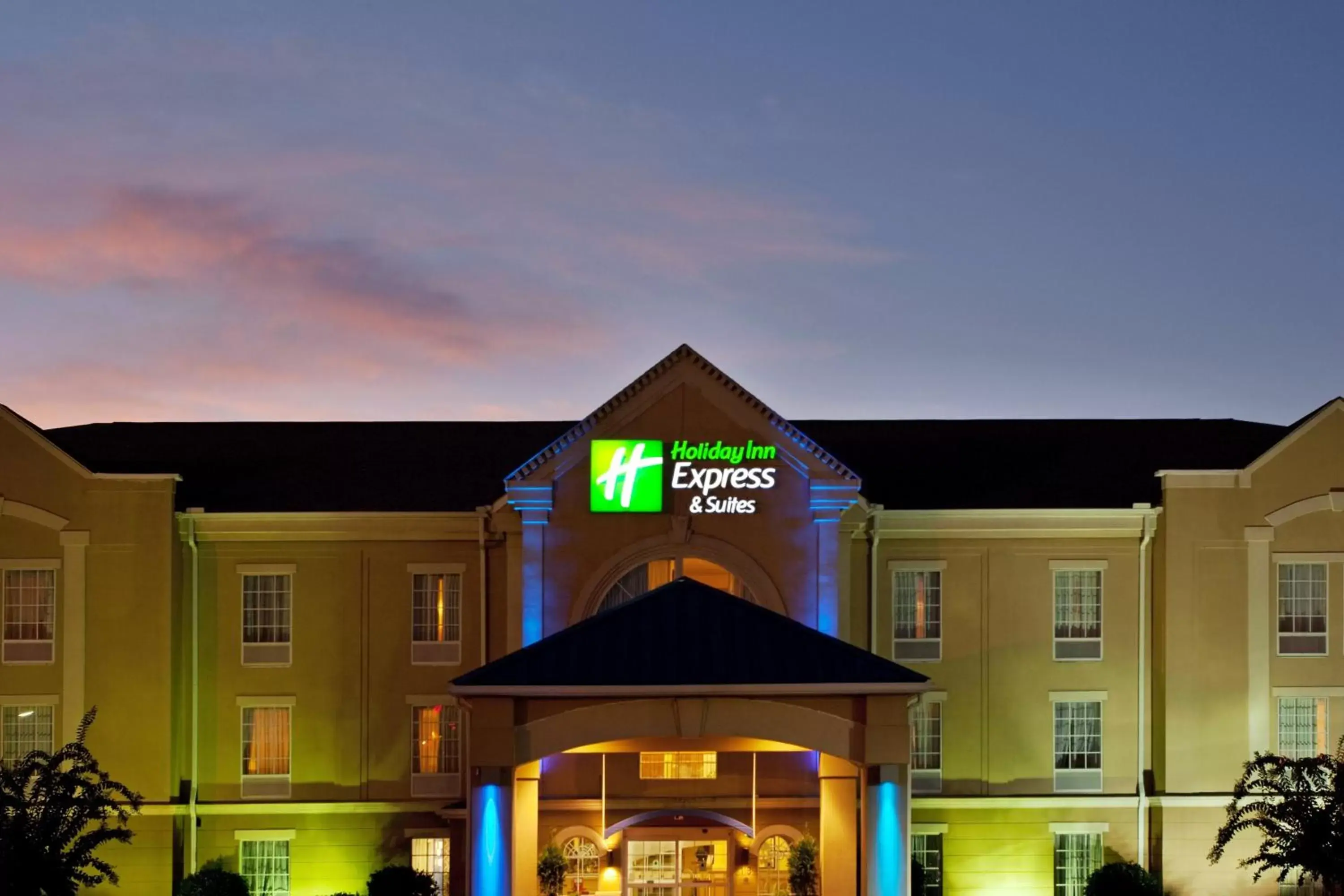 Property Building in Holiday Inn Express Hotel & Suites Orangeburg, an IHG Hotel