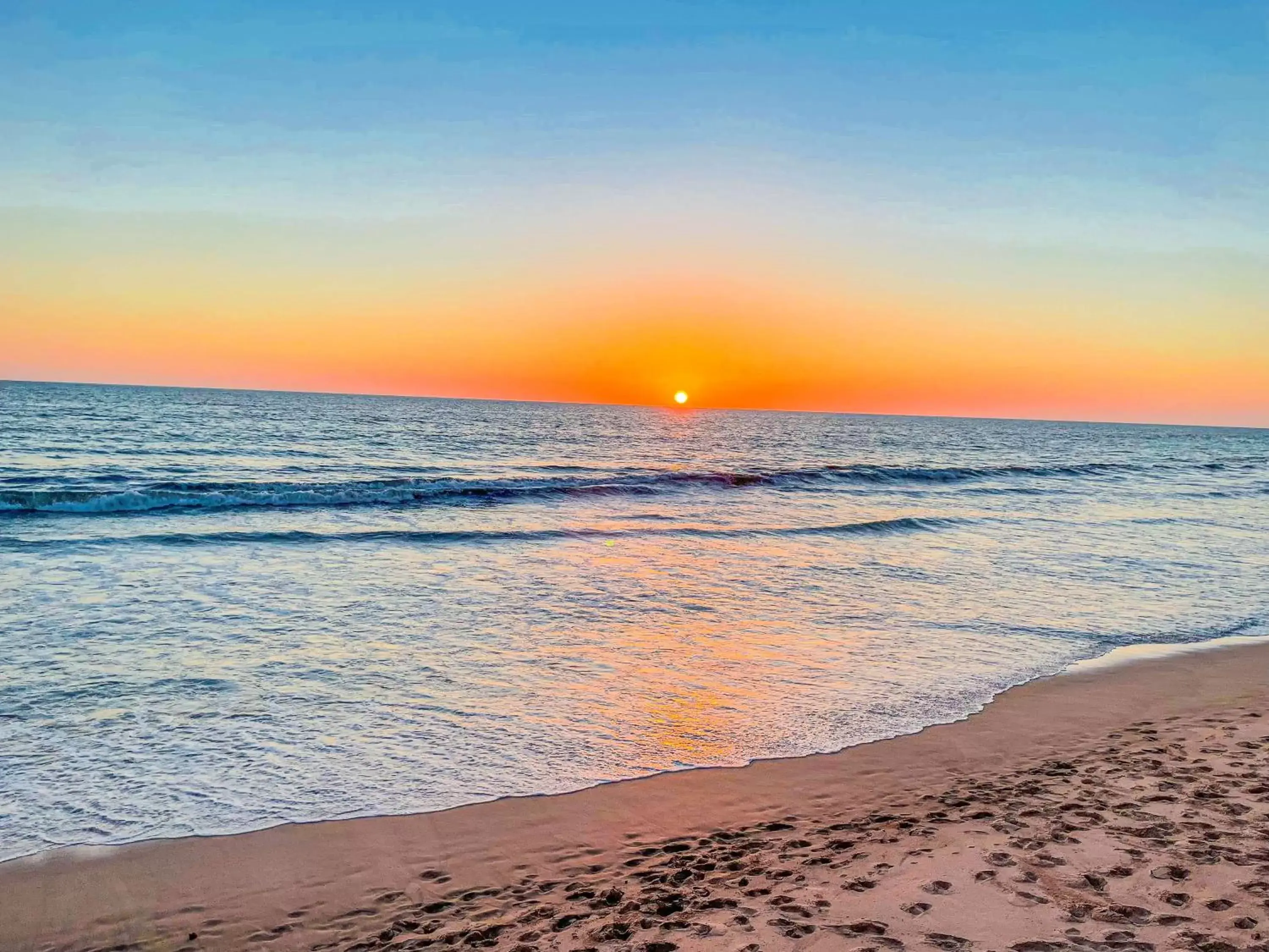 Beach in Park Inn By Radisson Mazatlán