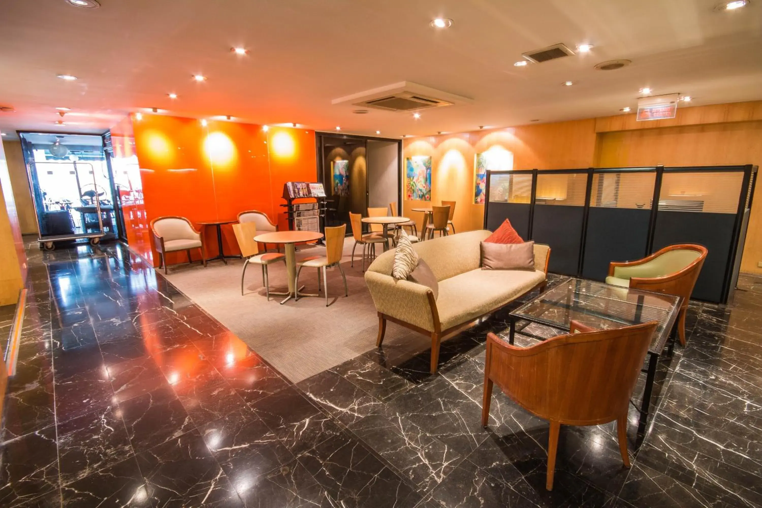 Lobby/Reception in Tai Pan Hotel