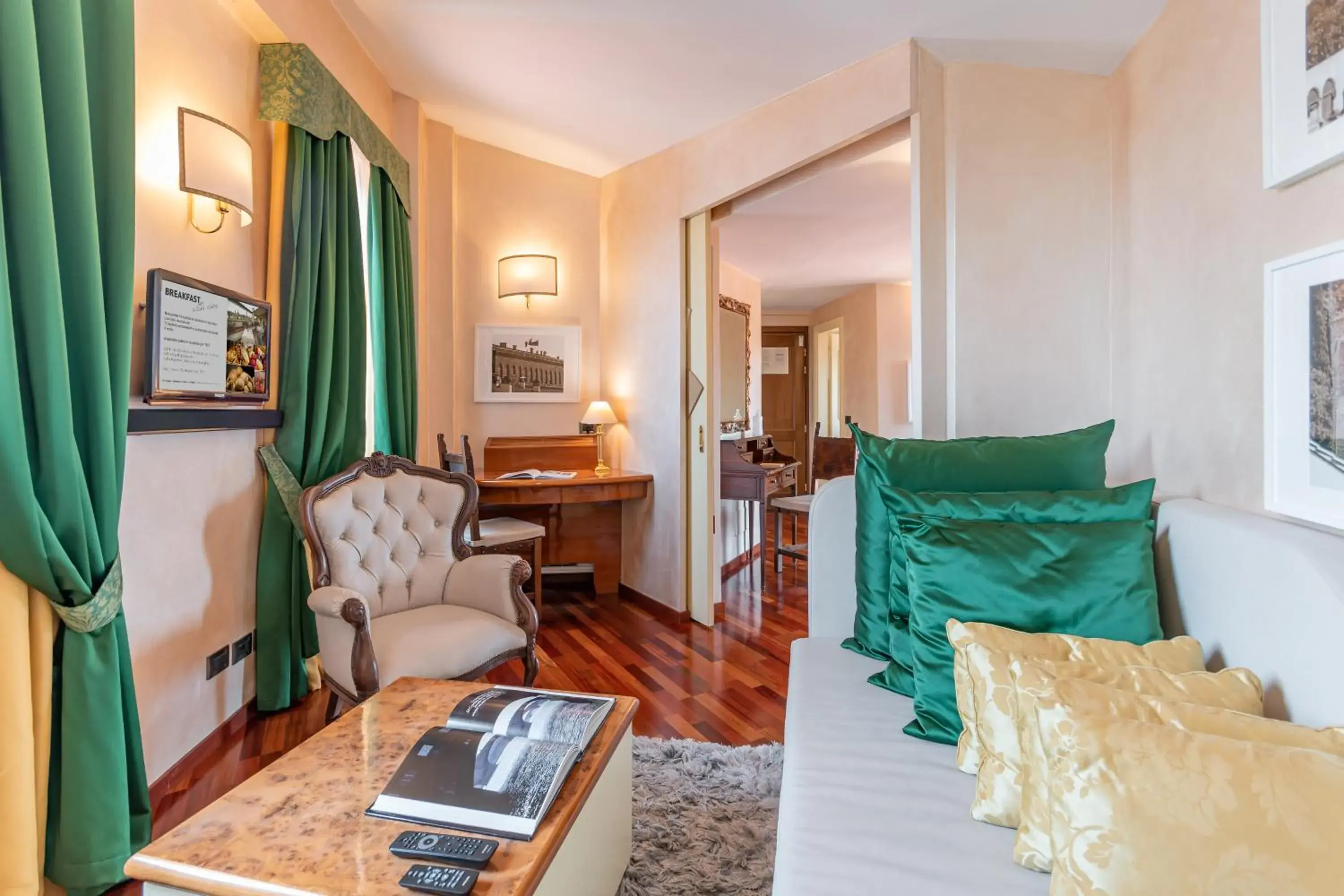 Bedroom, Seating Area in B&B Hotel Firenze Pitti Palace al Ponte Vecchio
