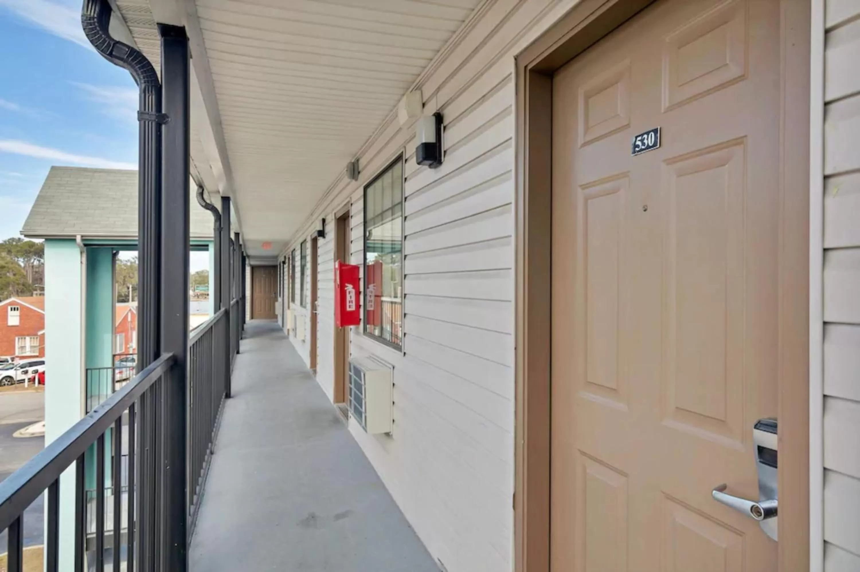 Property building in Savannah Garden Hotel