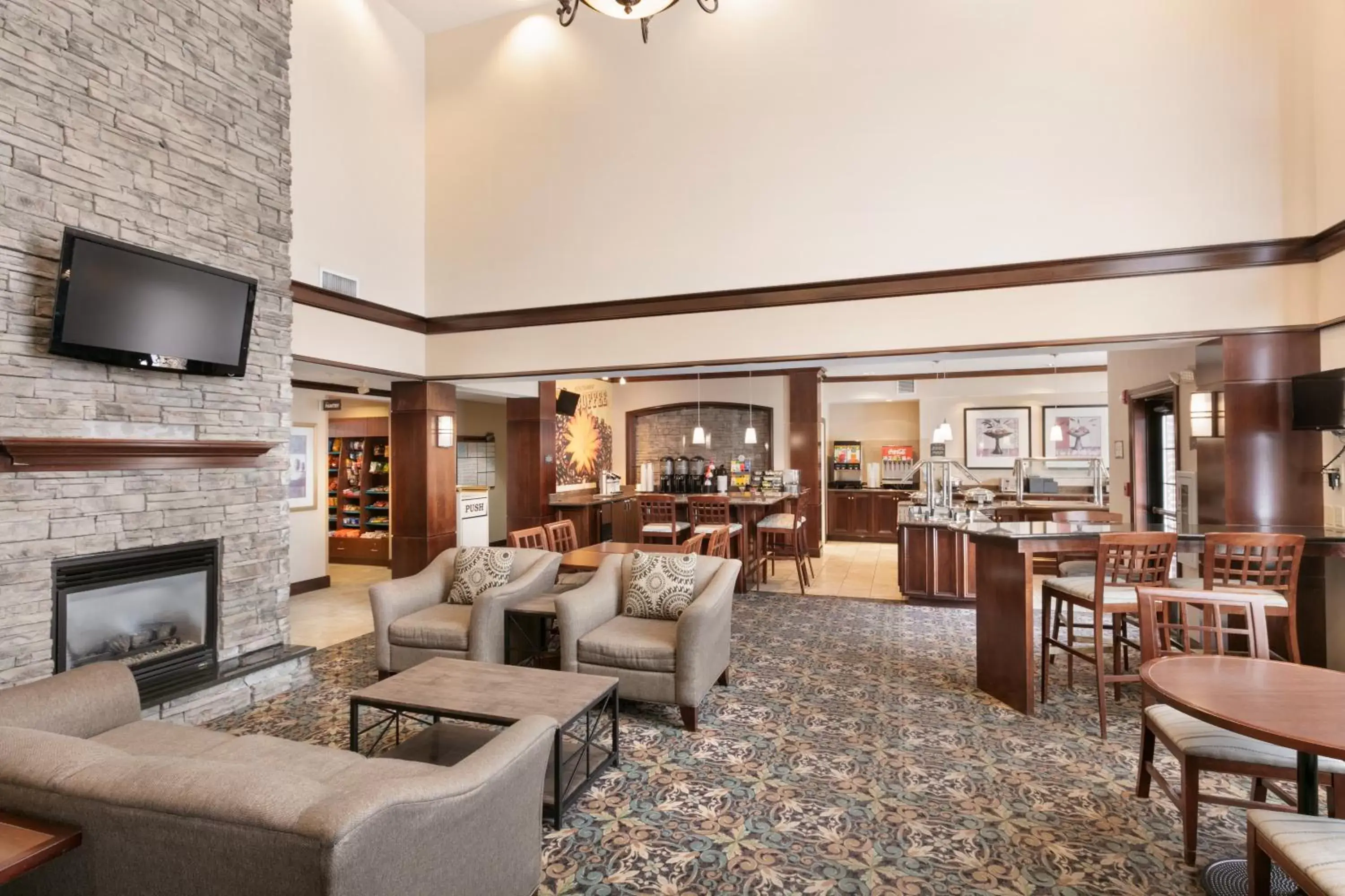 Property building, Lounge/Bar in Staybridge Suites Akron-Stow-Cuyahoga Falls, an IHG Hotel