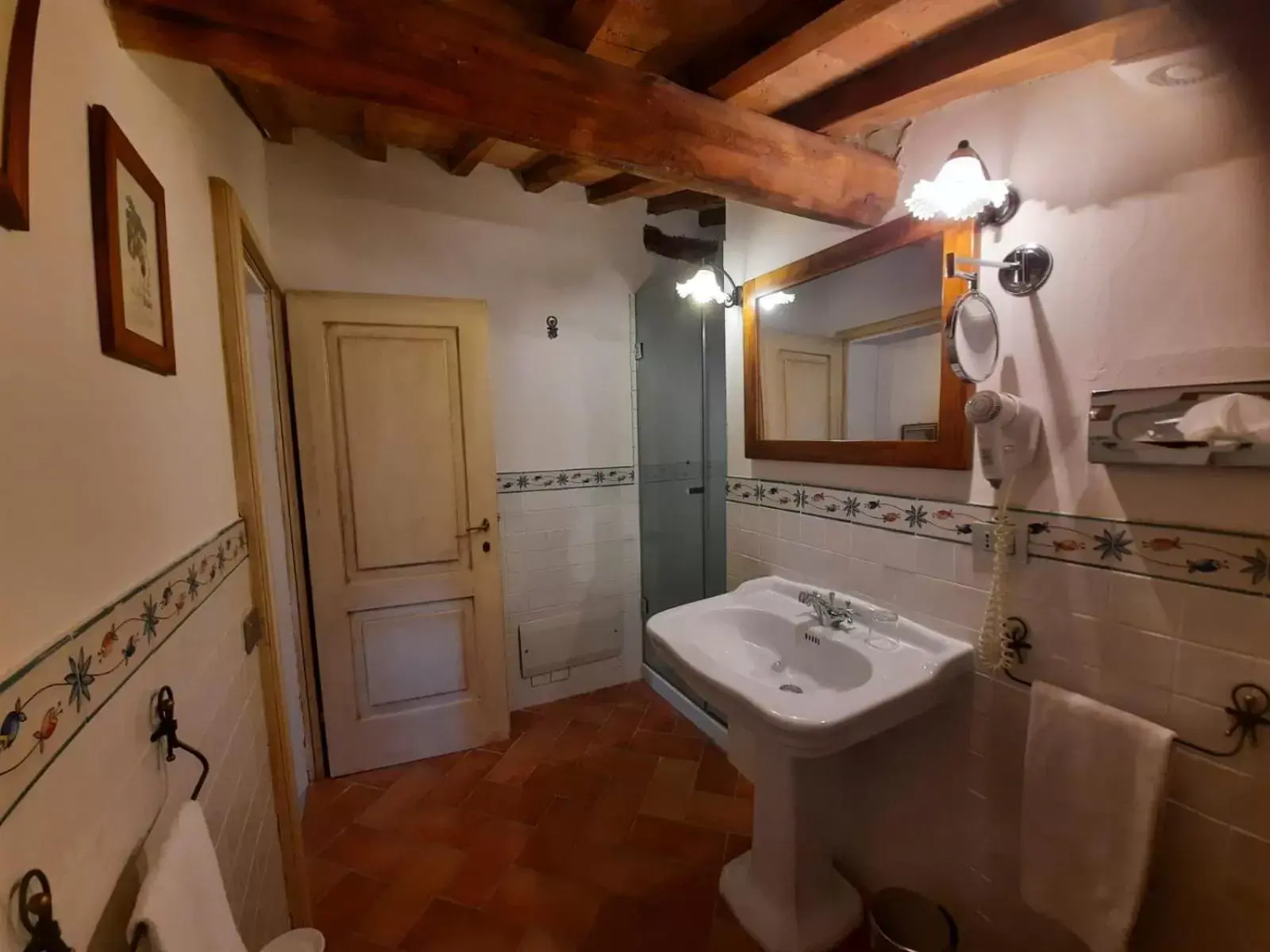 Bathroom in Villa Curina Resort