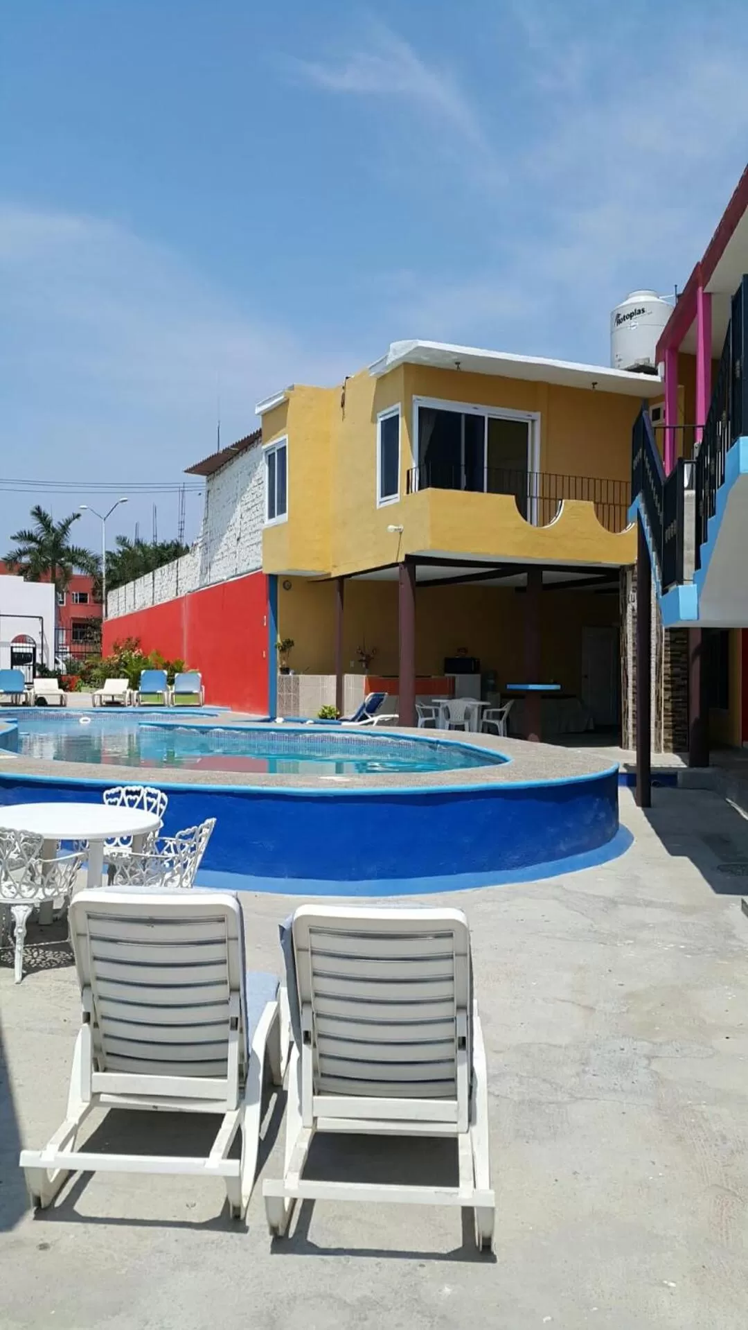 Swimming Pool in Bungalows Lulu