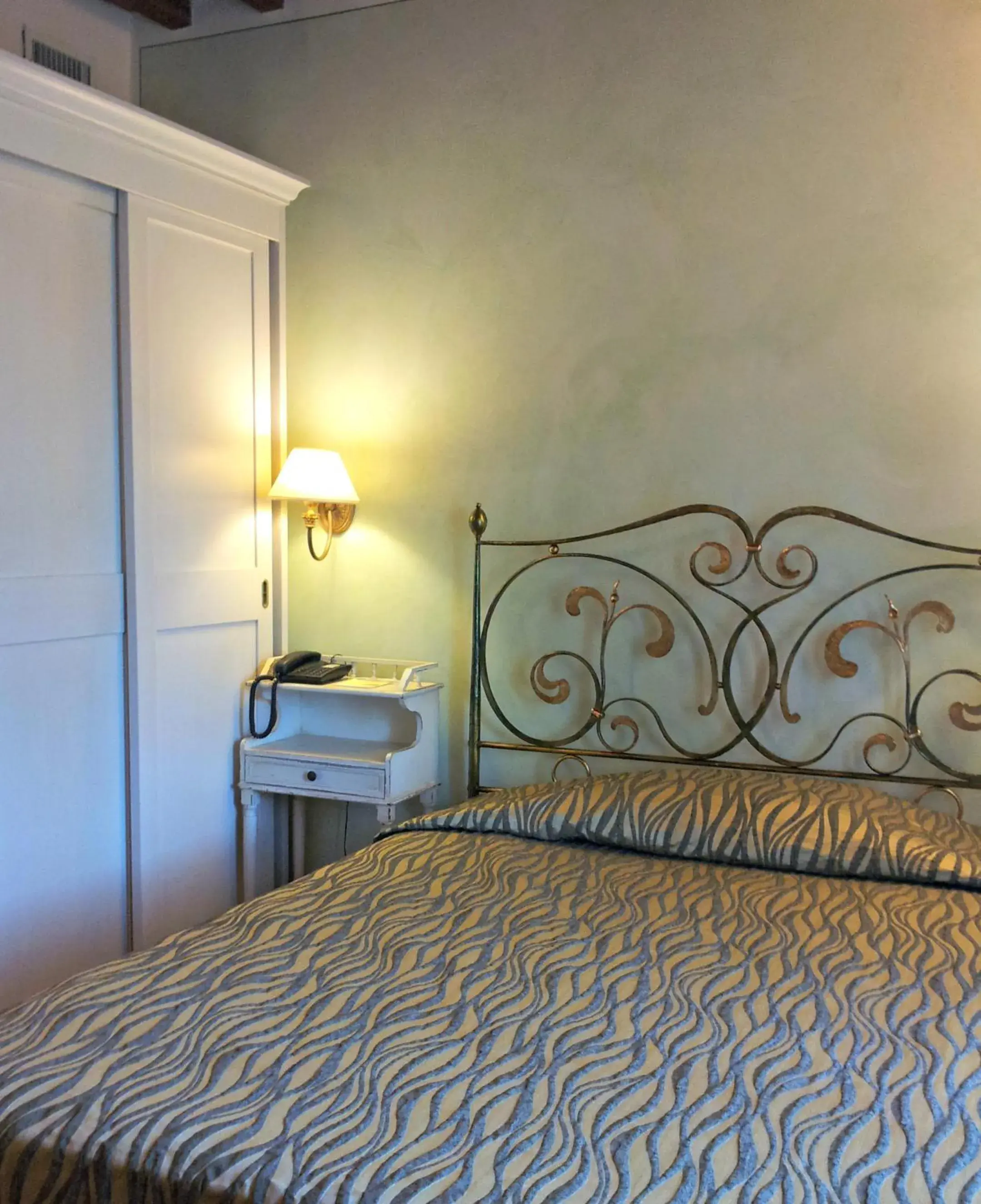 Bed in Borgo Sant'ippolito Country Hotel