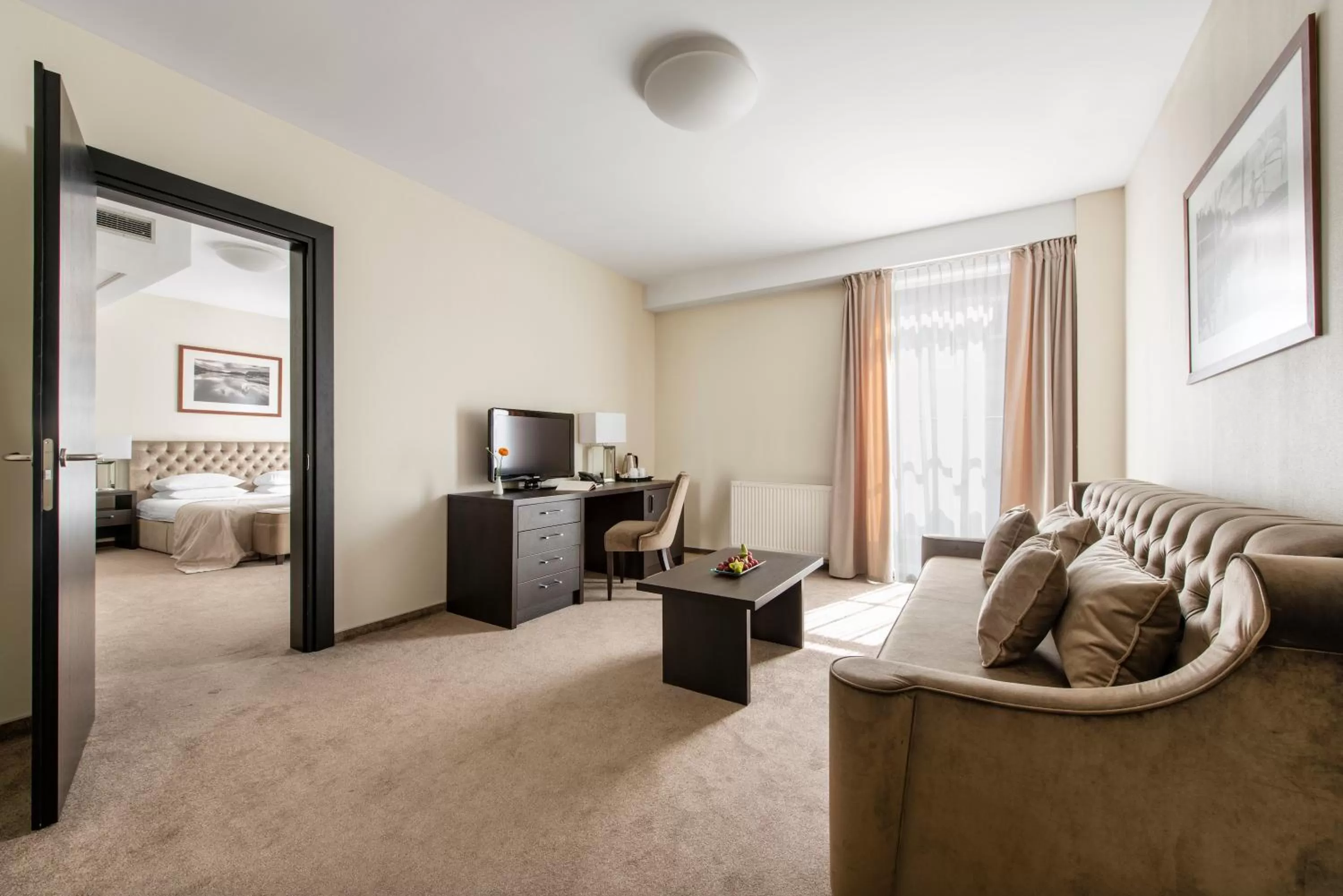 Living room, Bed in Amberton Cathedral Square Hotel Vilnius