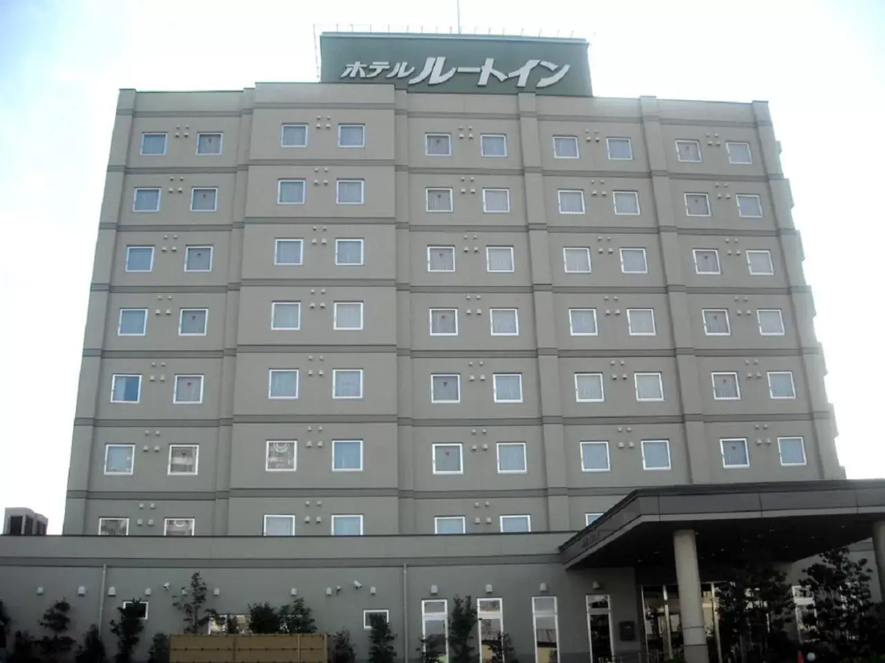 Facade/entrance, Property Building in Hotel Route-Inn Honjo Ekiminami