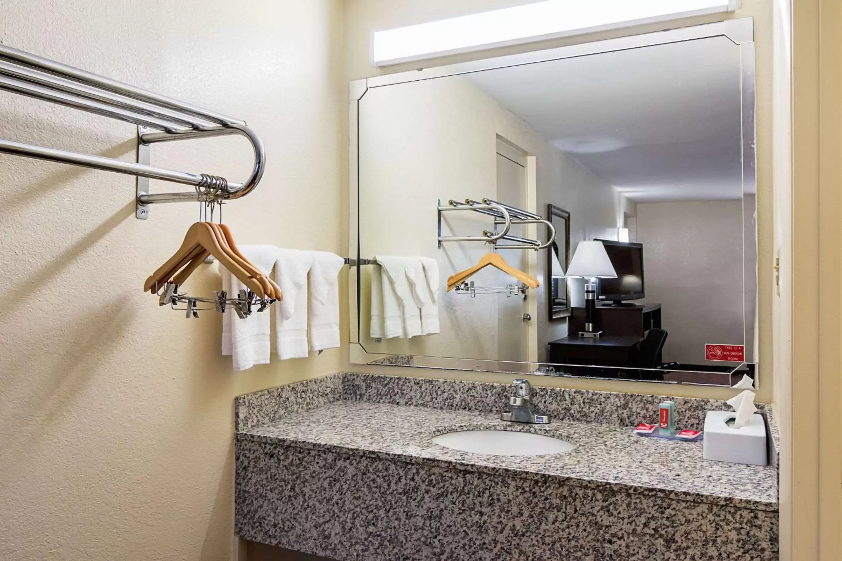 Photo of the whole room, Bathroom in Econo Lodge Research Triangle Park