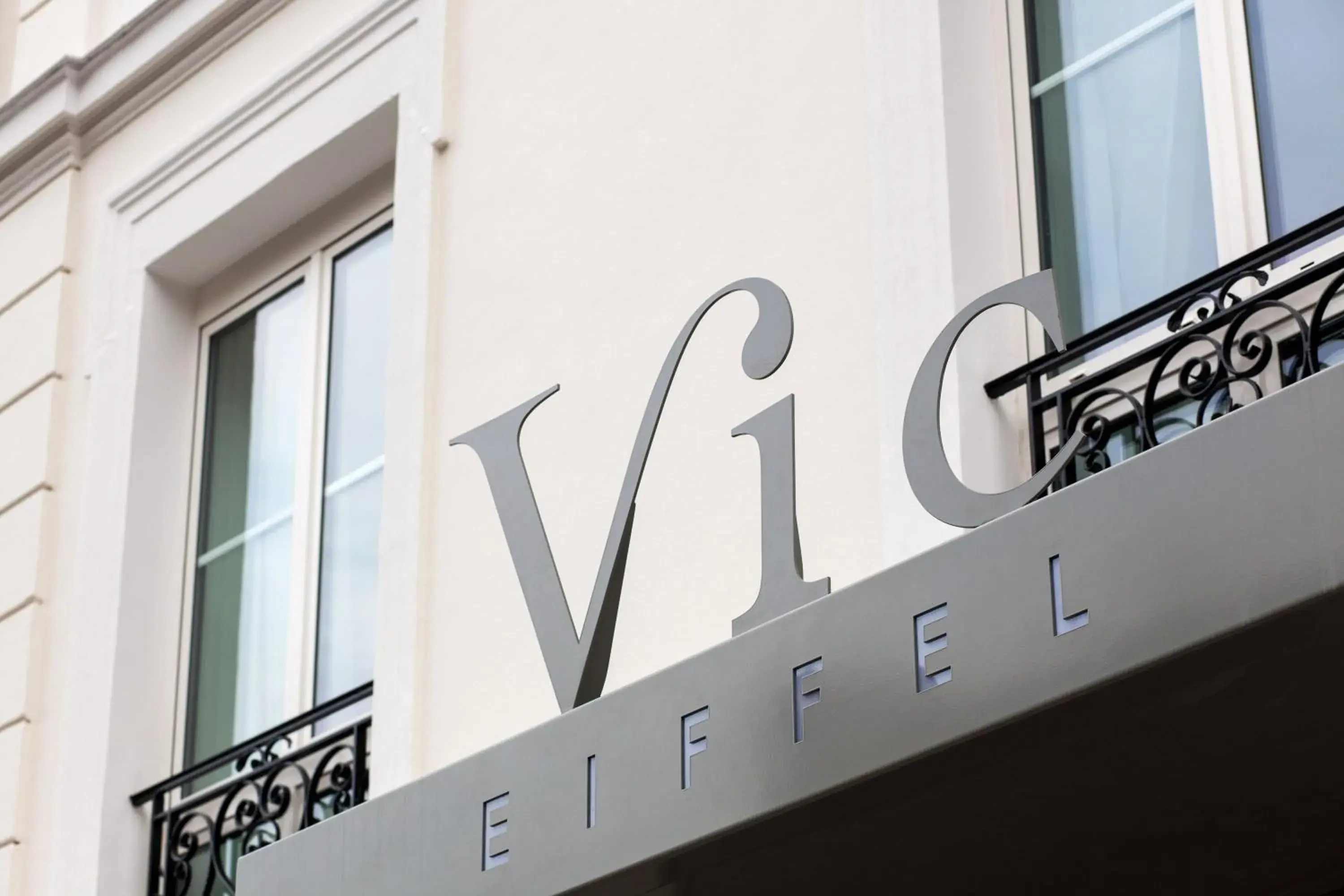 Facade/entrance, Property Logo/Sign in Hotel Vic Eiffel
