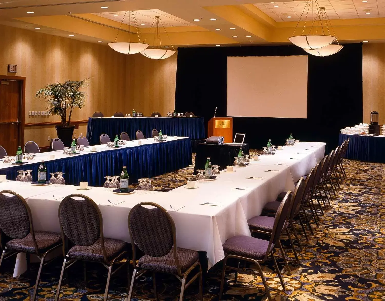 Meeting/conference room in Hilton Vancouver Airport