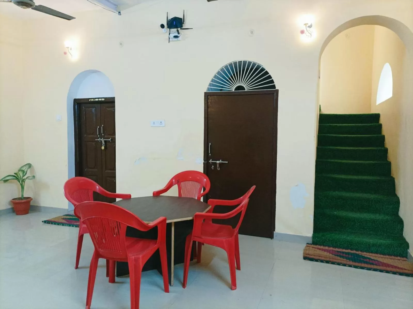 Seating area in Foreigners Inn