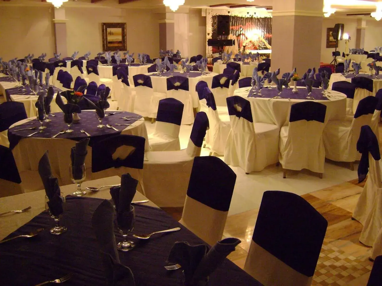 Business facilities, Banquet Facilities in Safeer Plaza Hotel
